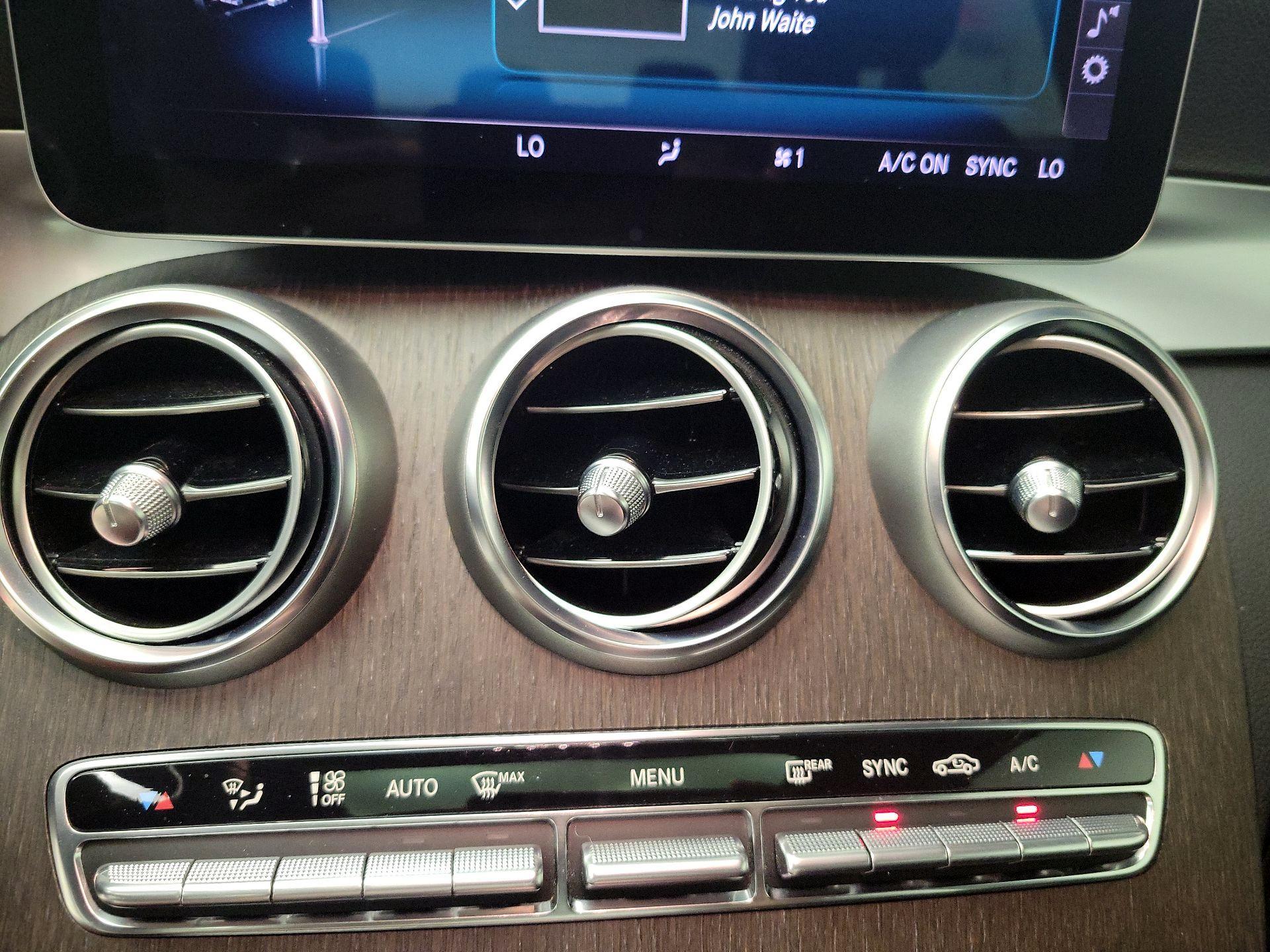 Thumbnail: 2020 Mercedes-Benz C-Class - 16