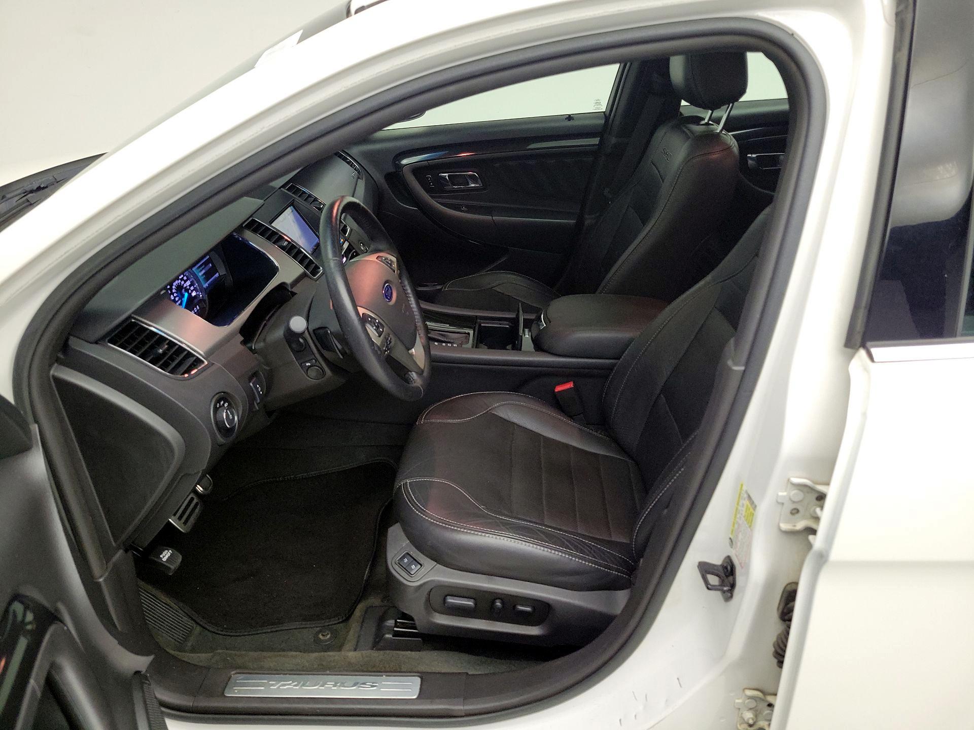 Thumbnail: 2014 Ford Taurus - 11