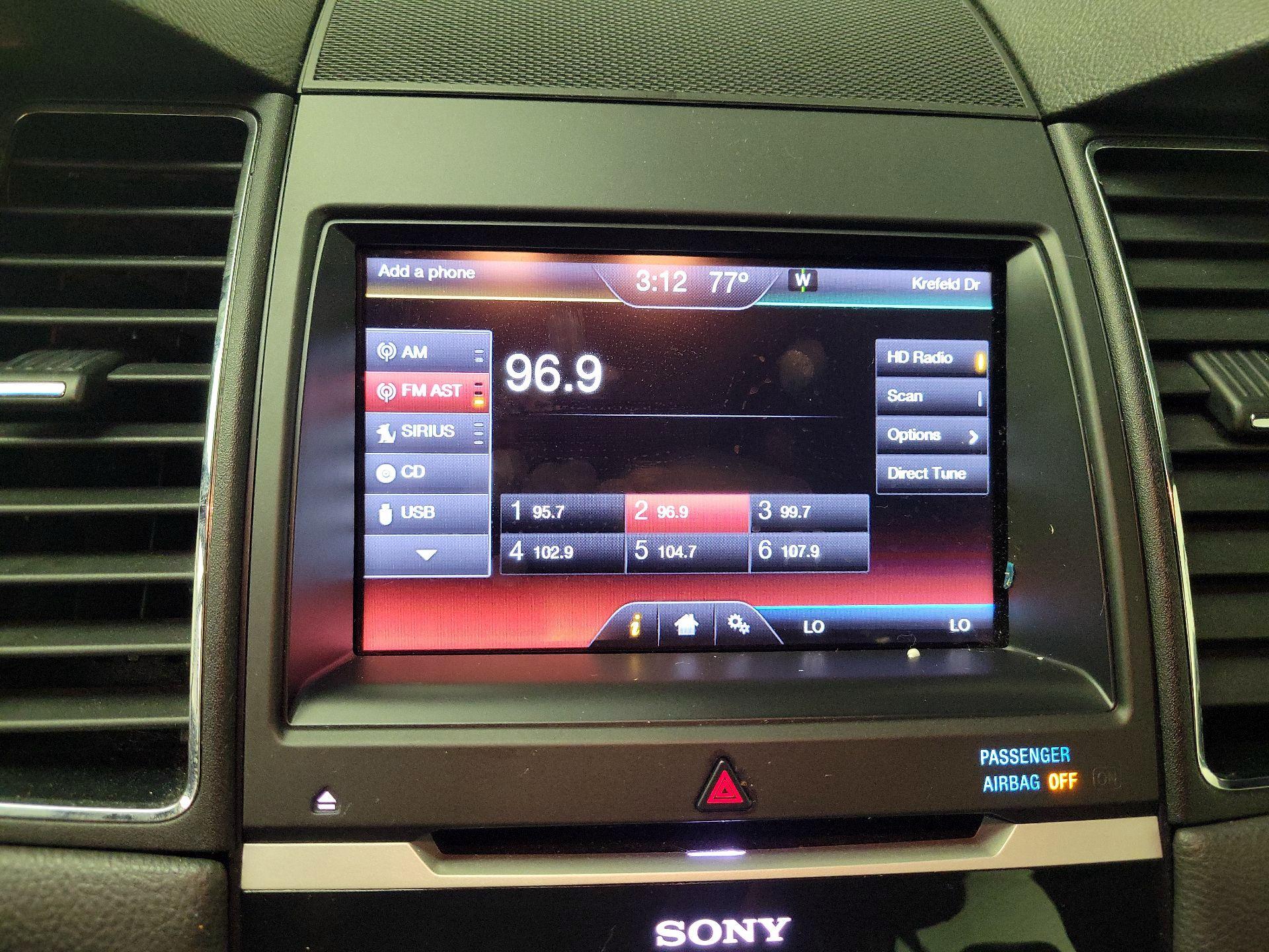 Thumbnail: 2014 Ford Taurus - 16