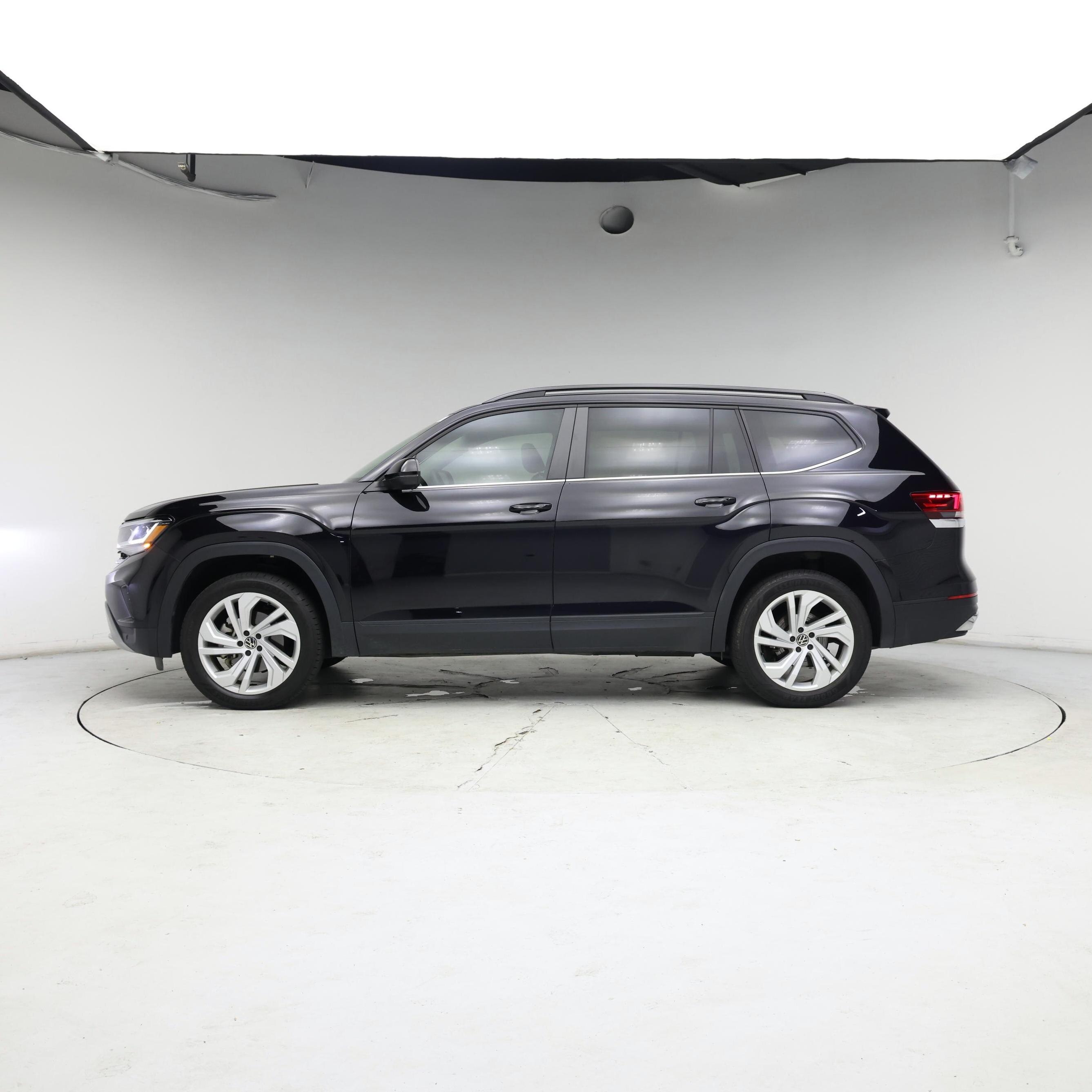 Thumbnail: 2022 Volkswagen Atlas - 3