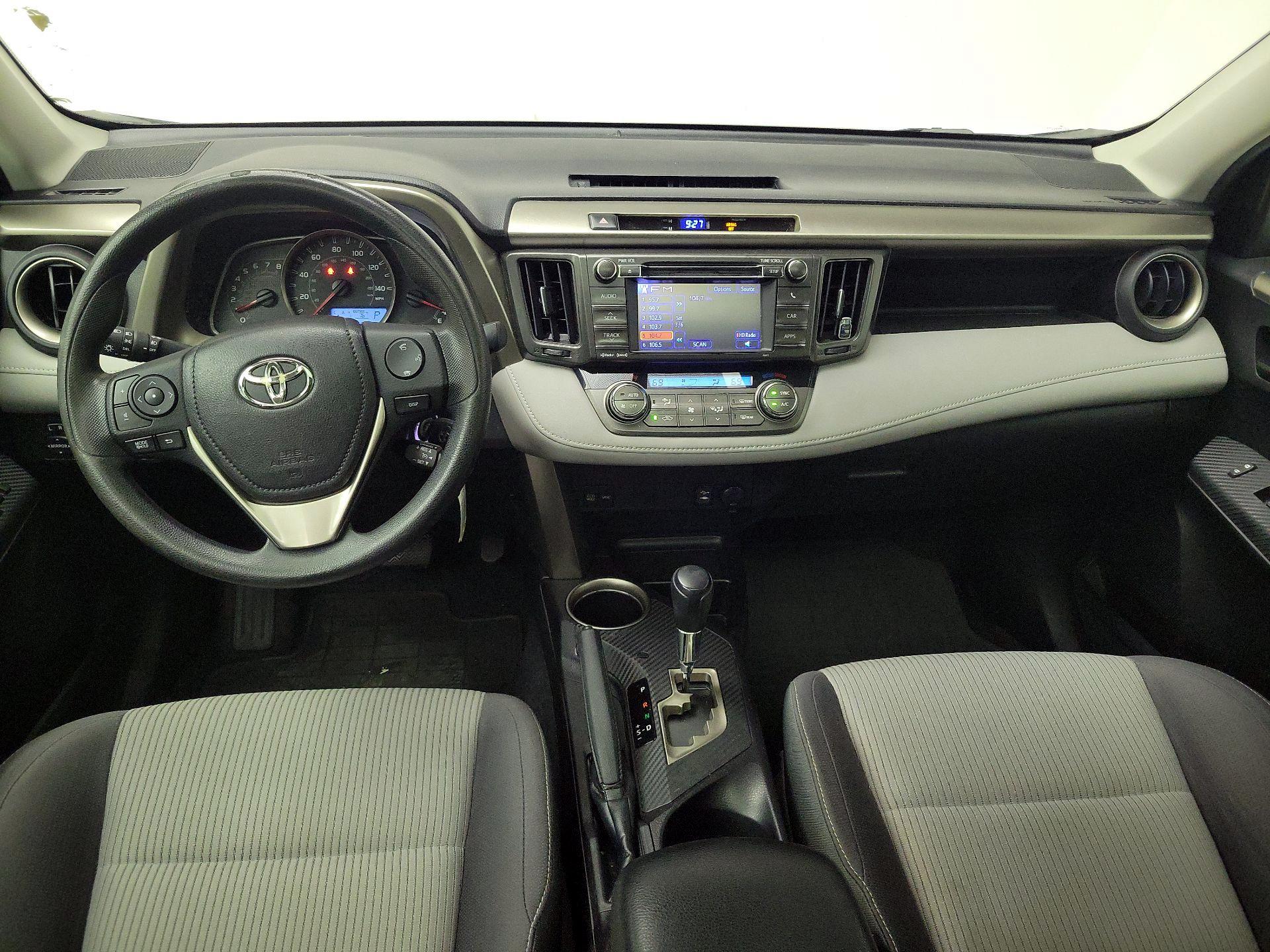 Thumbnail: 2013 Toyota RAV4 - 9