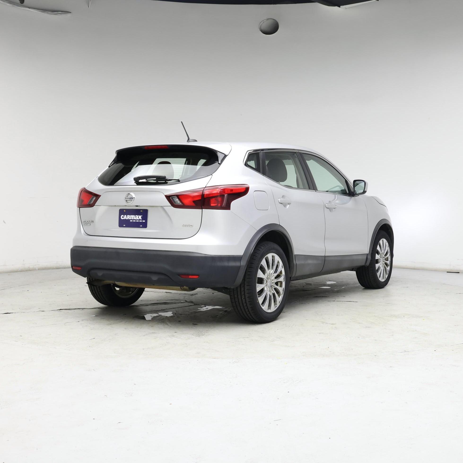 Thumbnail: 2019 Nissan Rogue Sport - 8