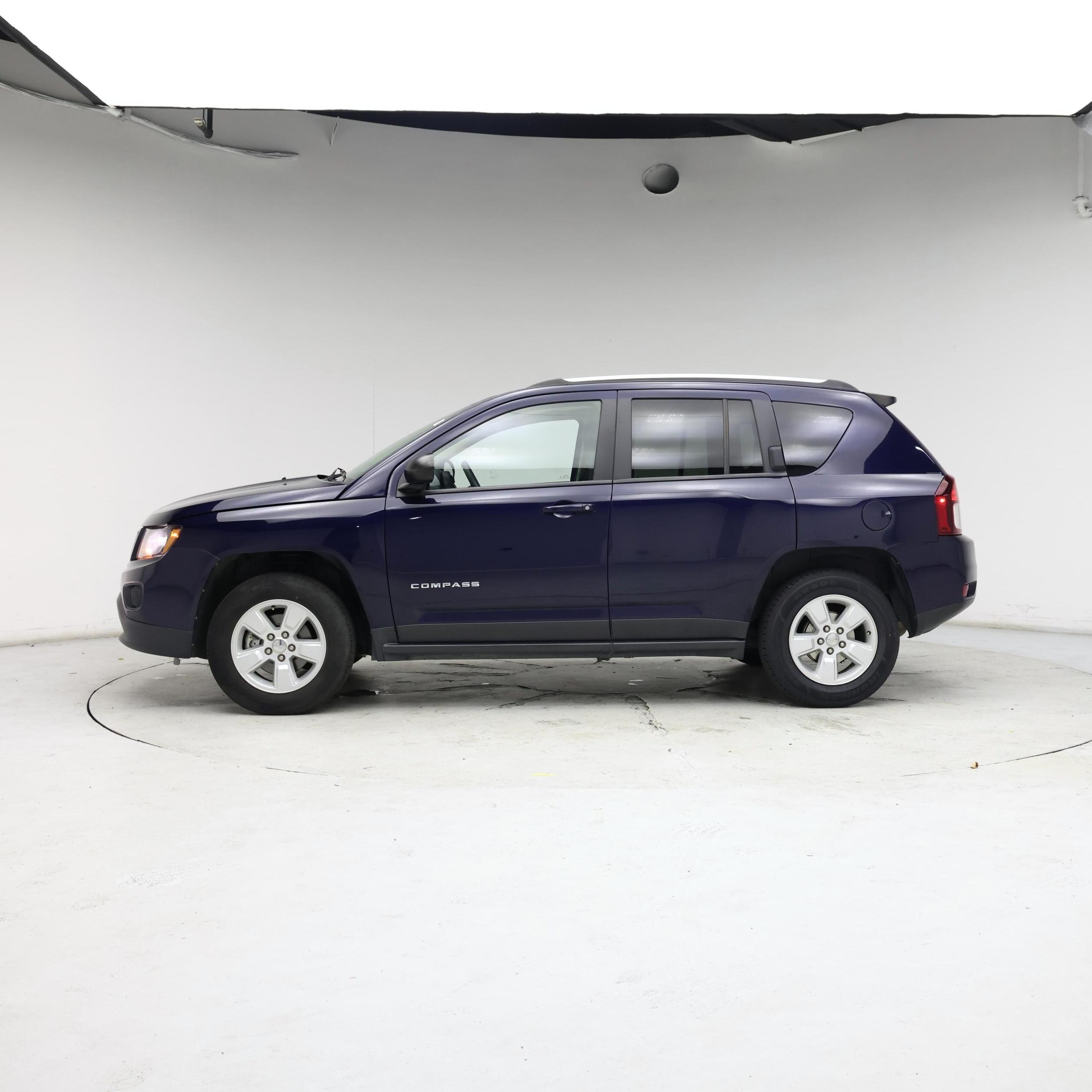 Thumbnail: 2017 Jeep Compass - 3
