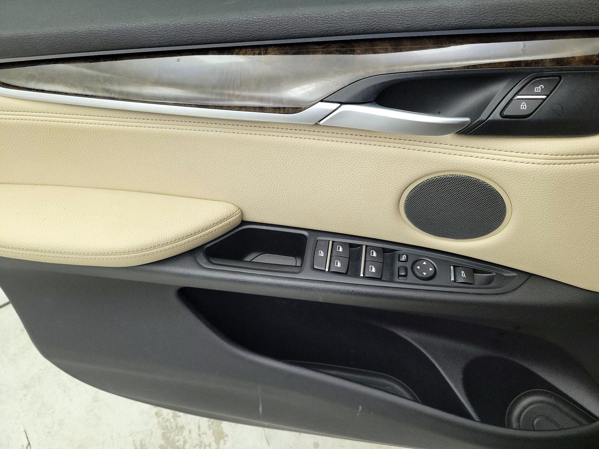 Thumbnail: 2017 BMW X5 - 12