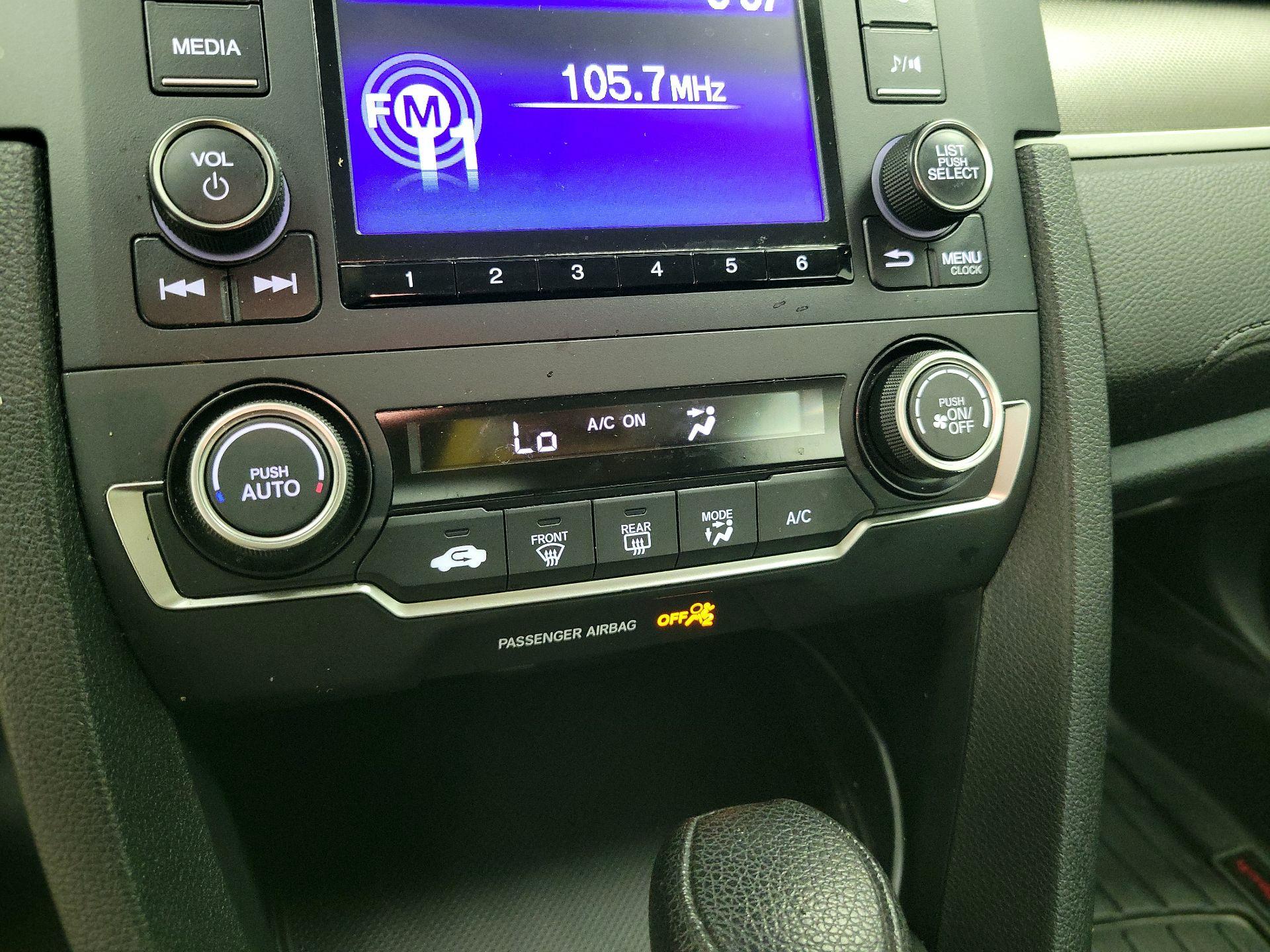 Thumbnail: 2019 Honda Civic - 16