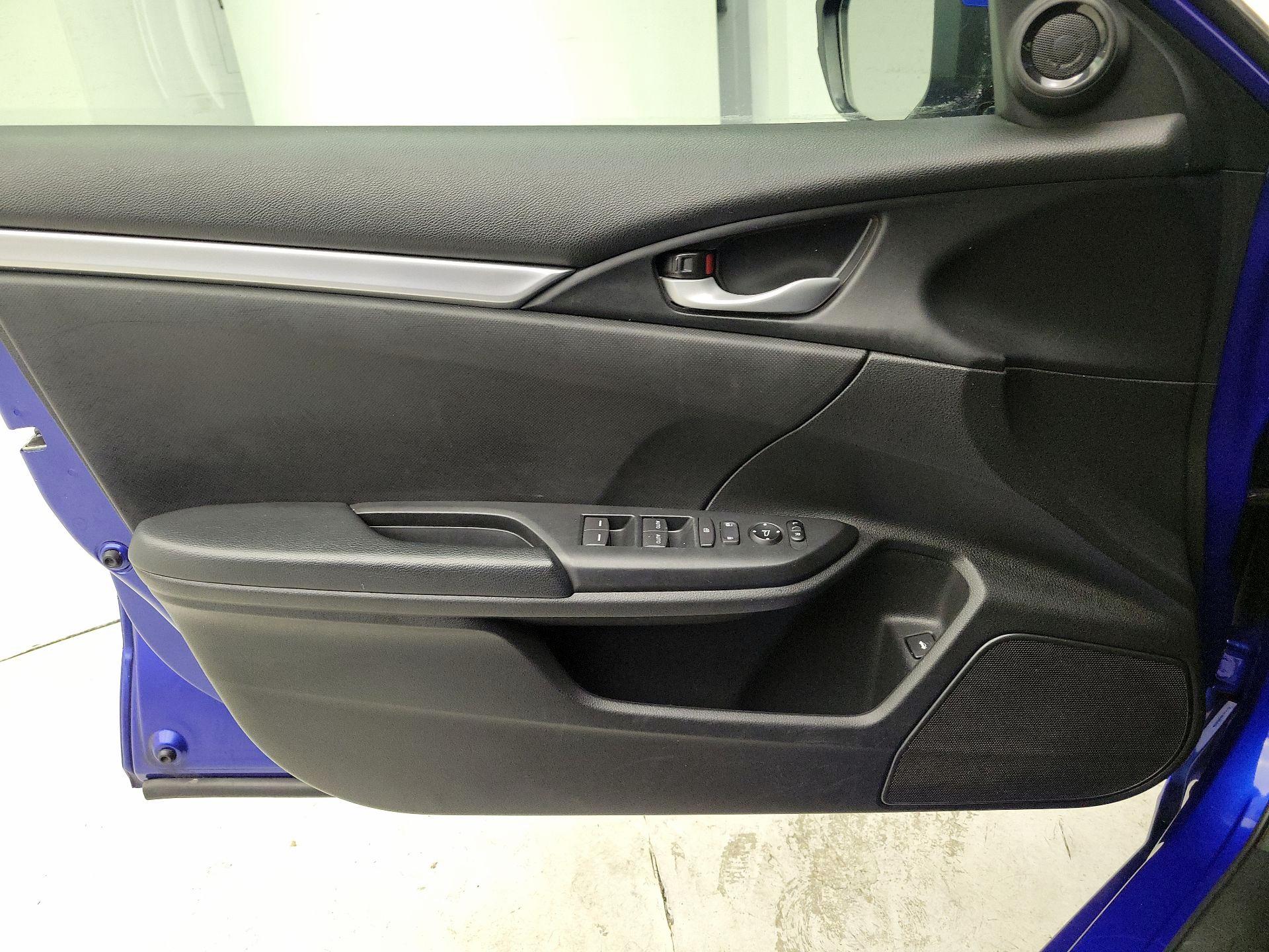 Thumbnail: 2019 Honda Civic - 12
