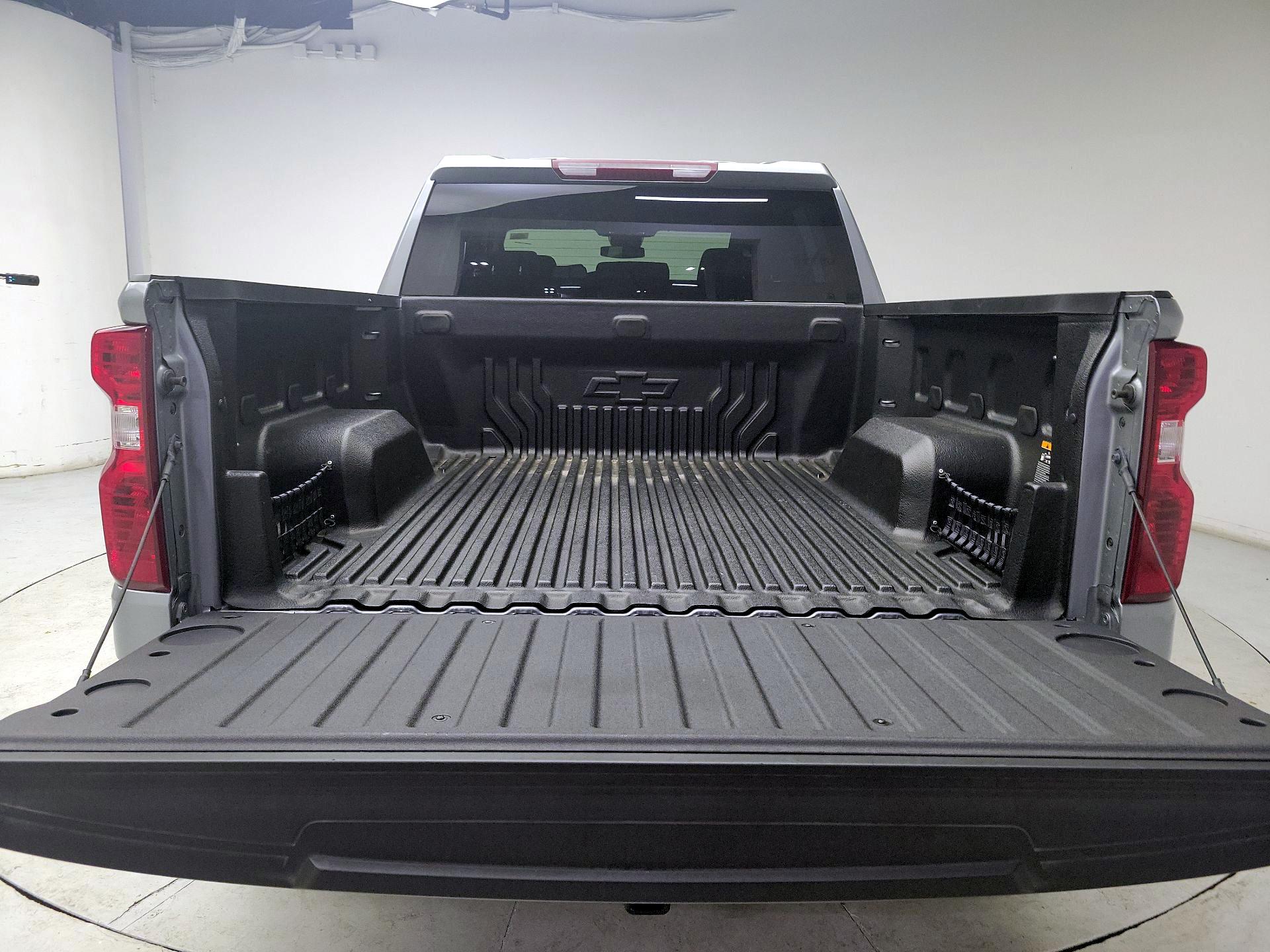 Thumbnail: 2023 Chevrolet Silverado 1500 - 20
