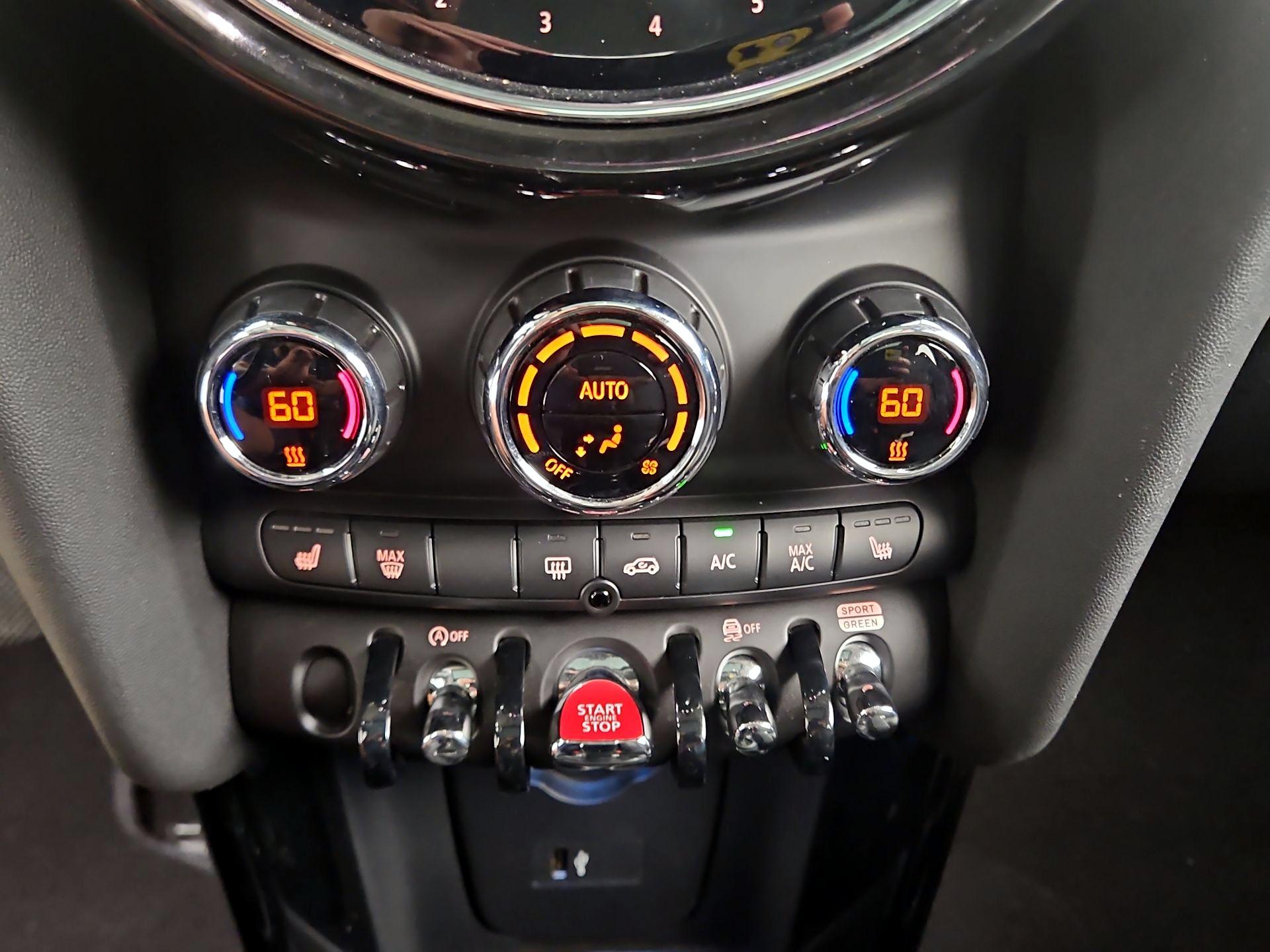 Thumbnail: 2023 MINI Cooper Hardtop - 16