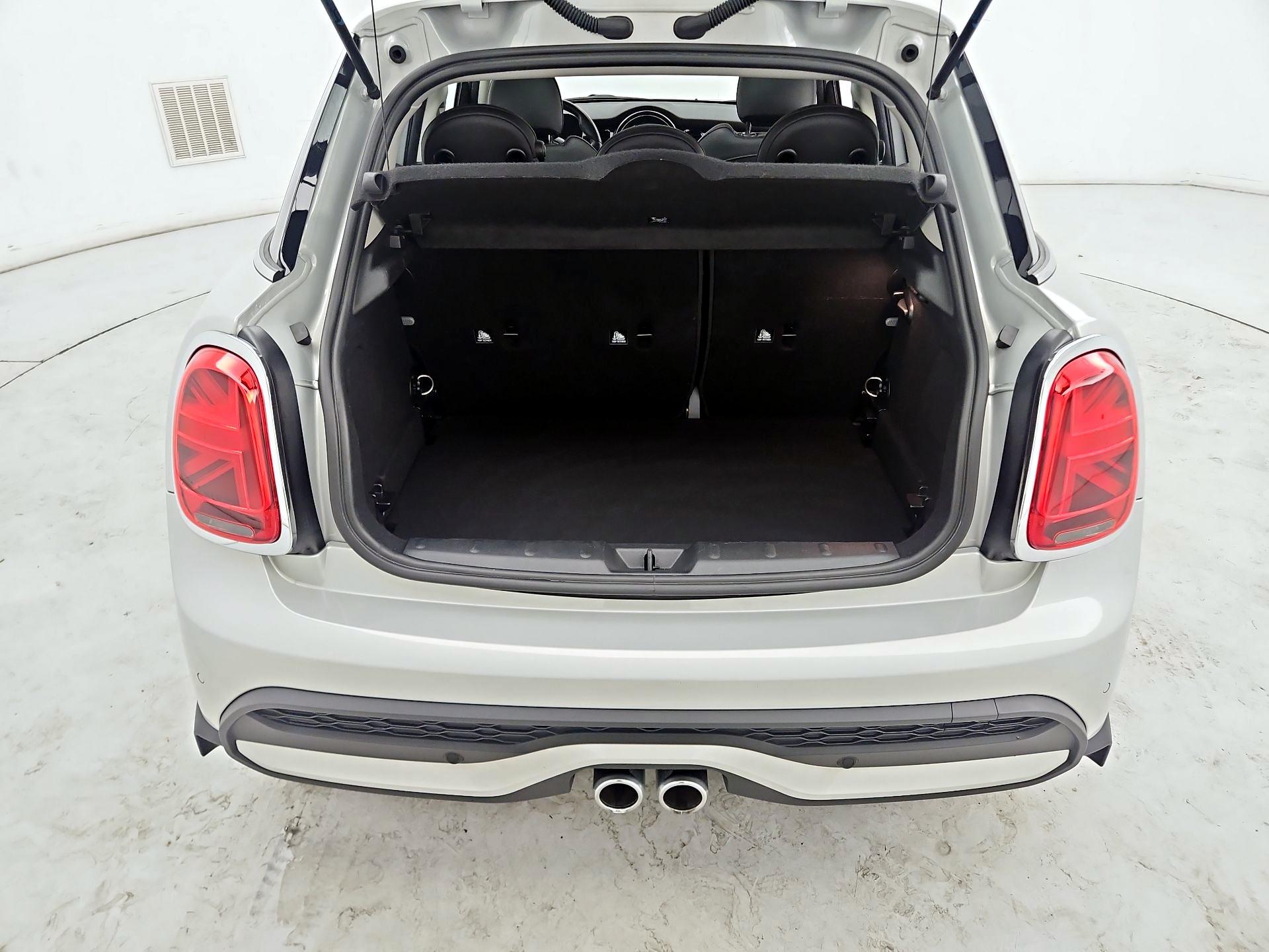 Thumbnail: 2023 MINI Cooper Hardtop - 20