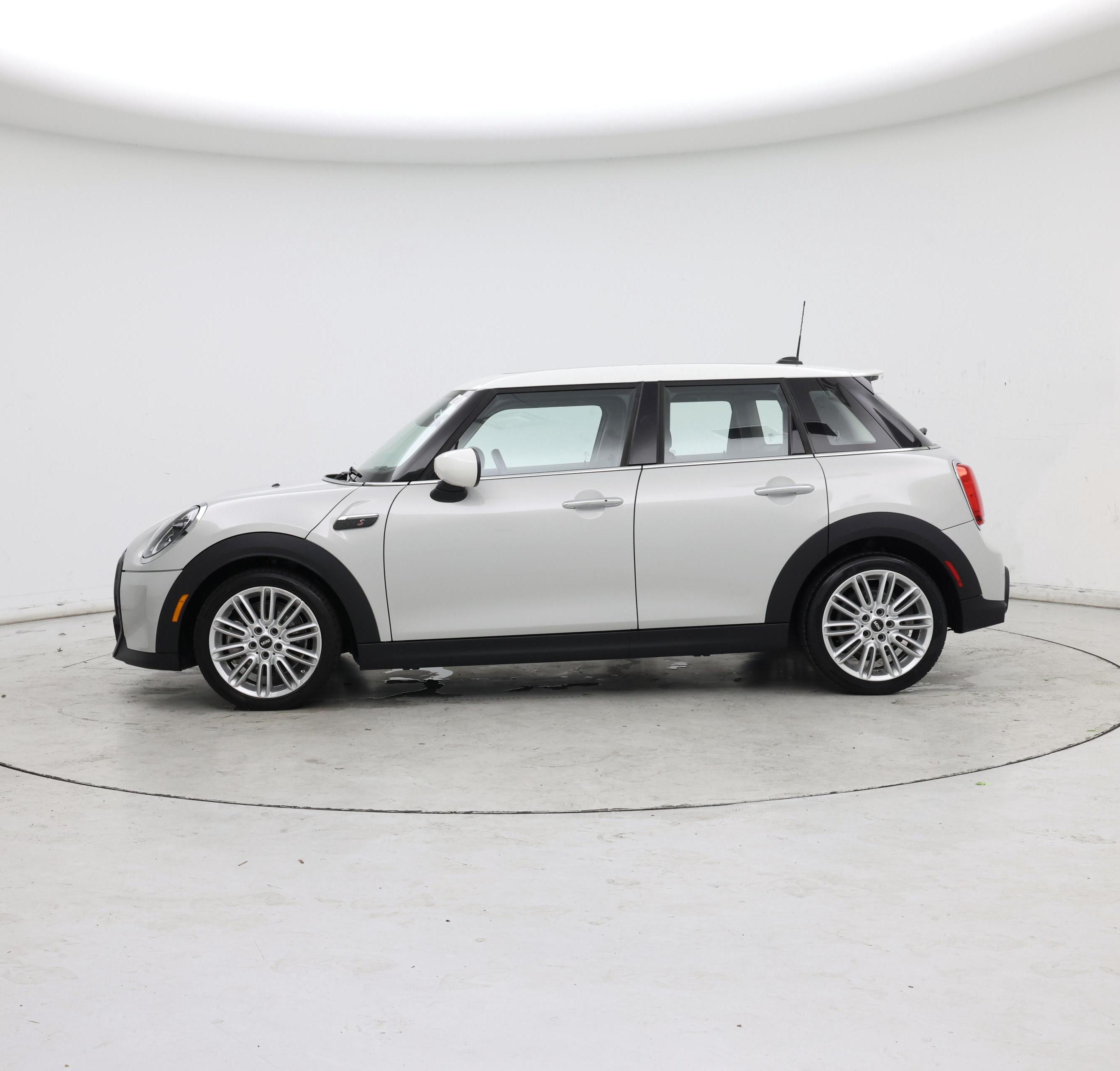 Thumbnail: 2023 MINI Cooper Hardtop - 3
