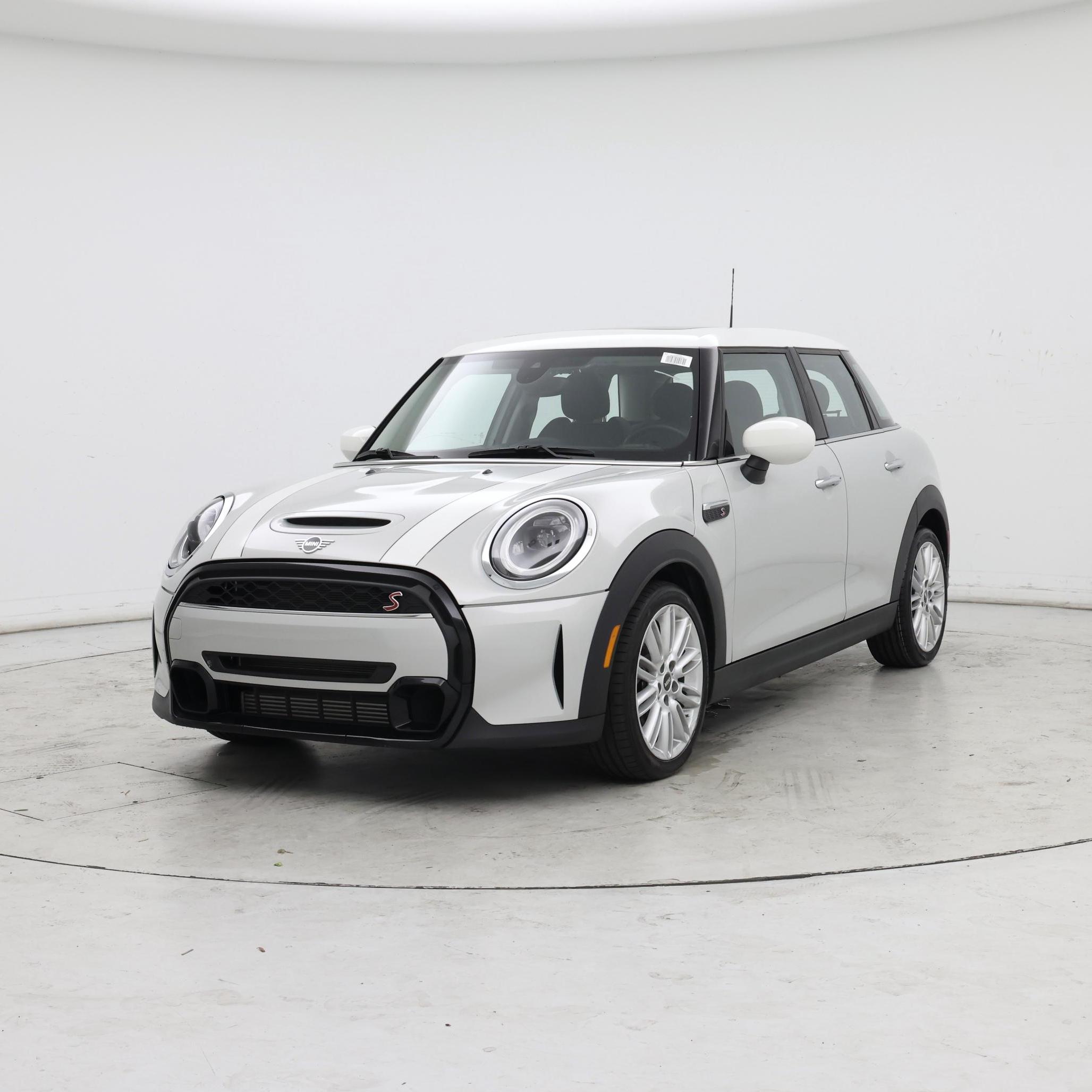 Thumbnail: 2023 MINI Cooper Hardtop - 4