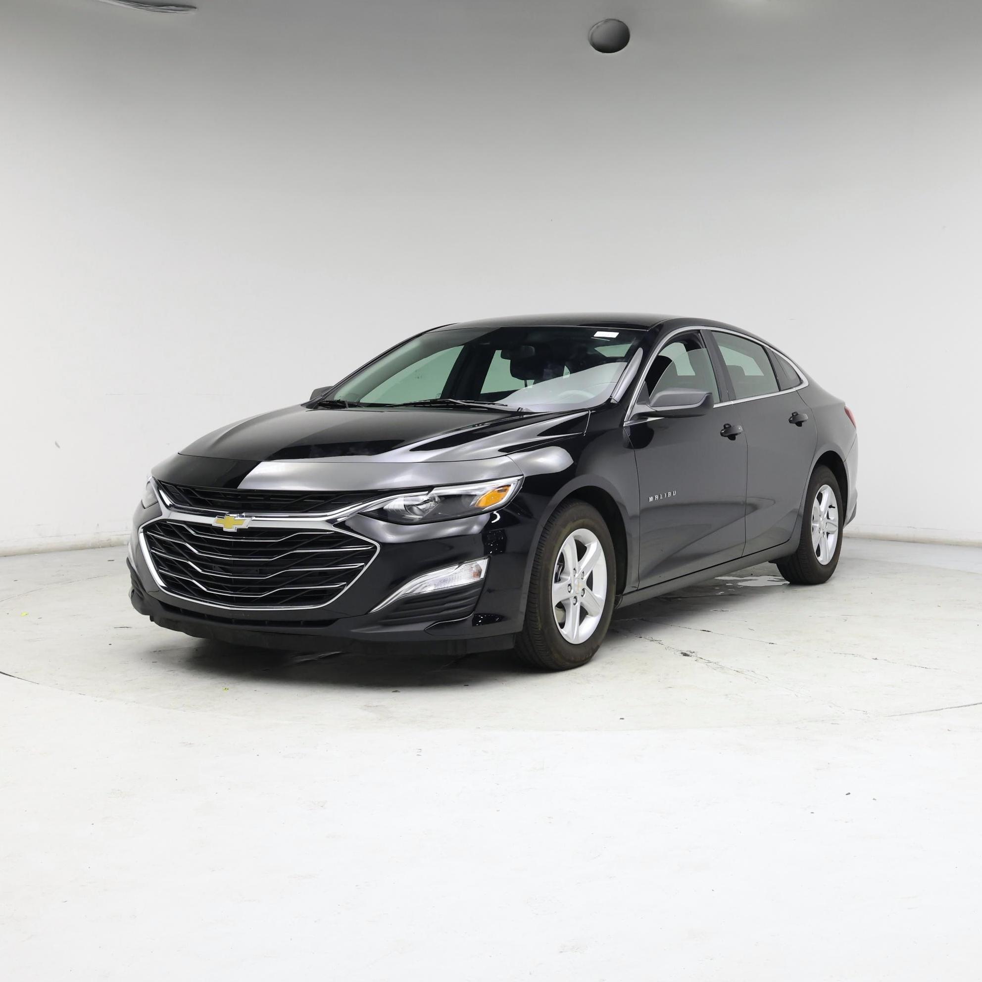 Thumbnail: 2023 Chevrolet Malibu - 4
