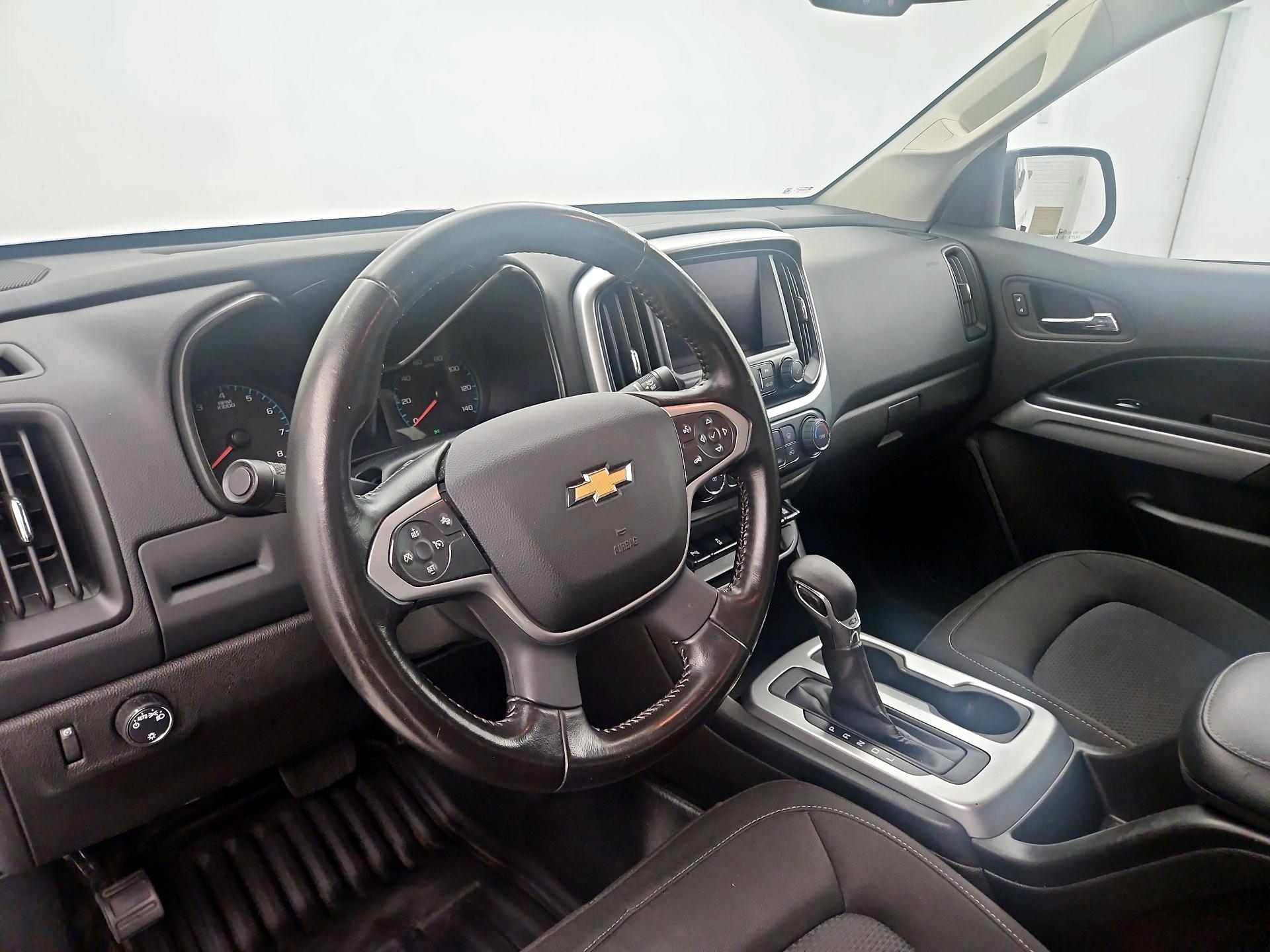 Thumbnail: 2022 Chevrolet Colorado - 9