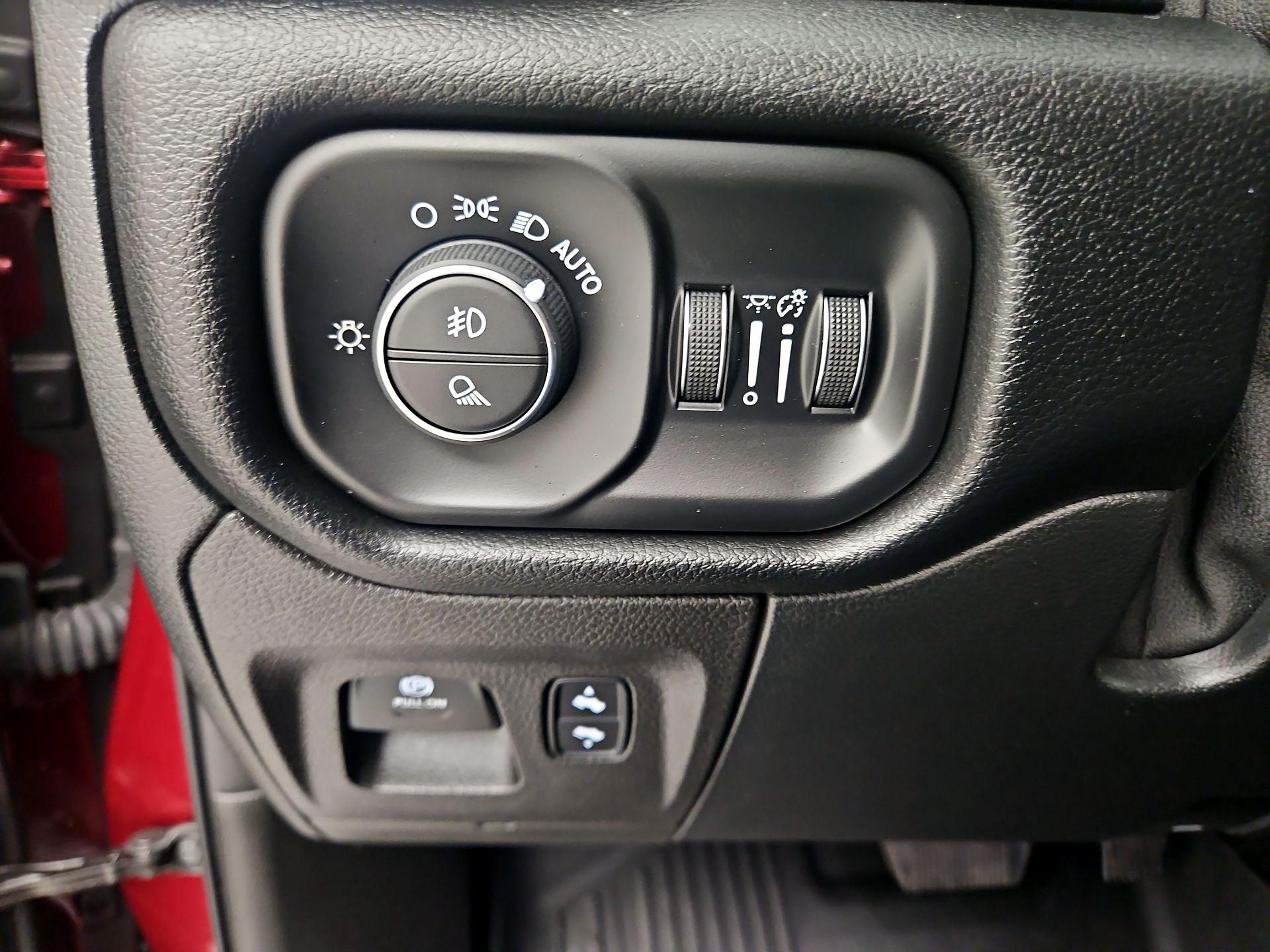 Thumbnail: 2022 RAM 1500 - 13