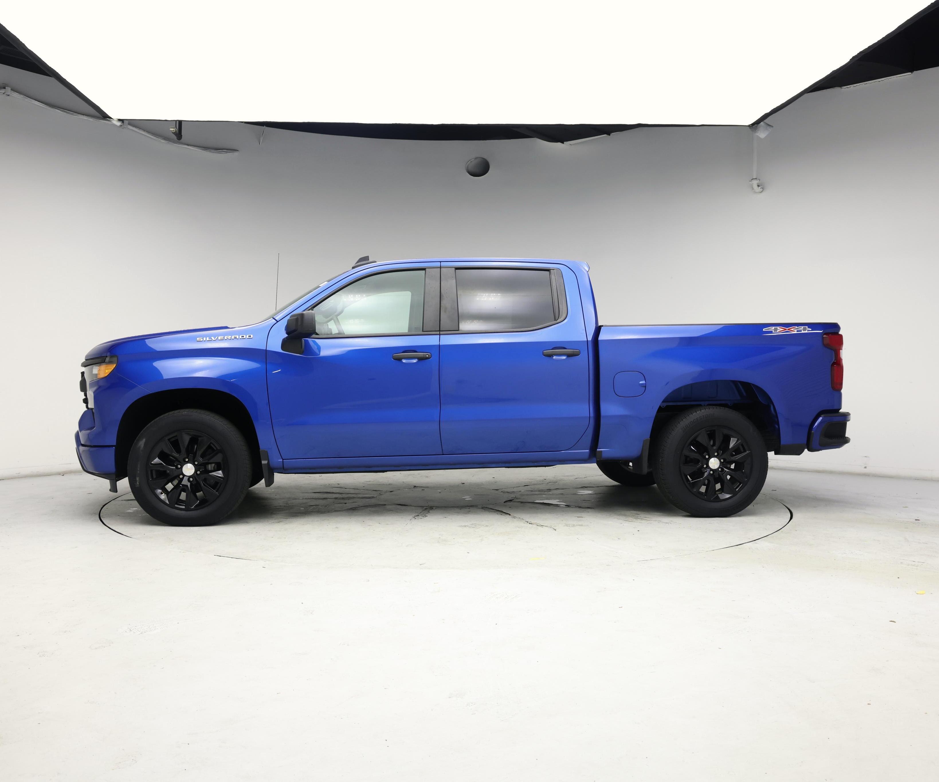 Thumbnail: 2022 Chevrolet Silverado 1500 - 3