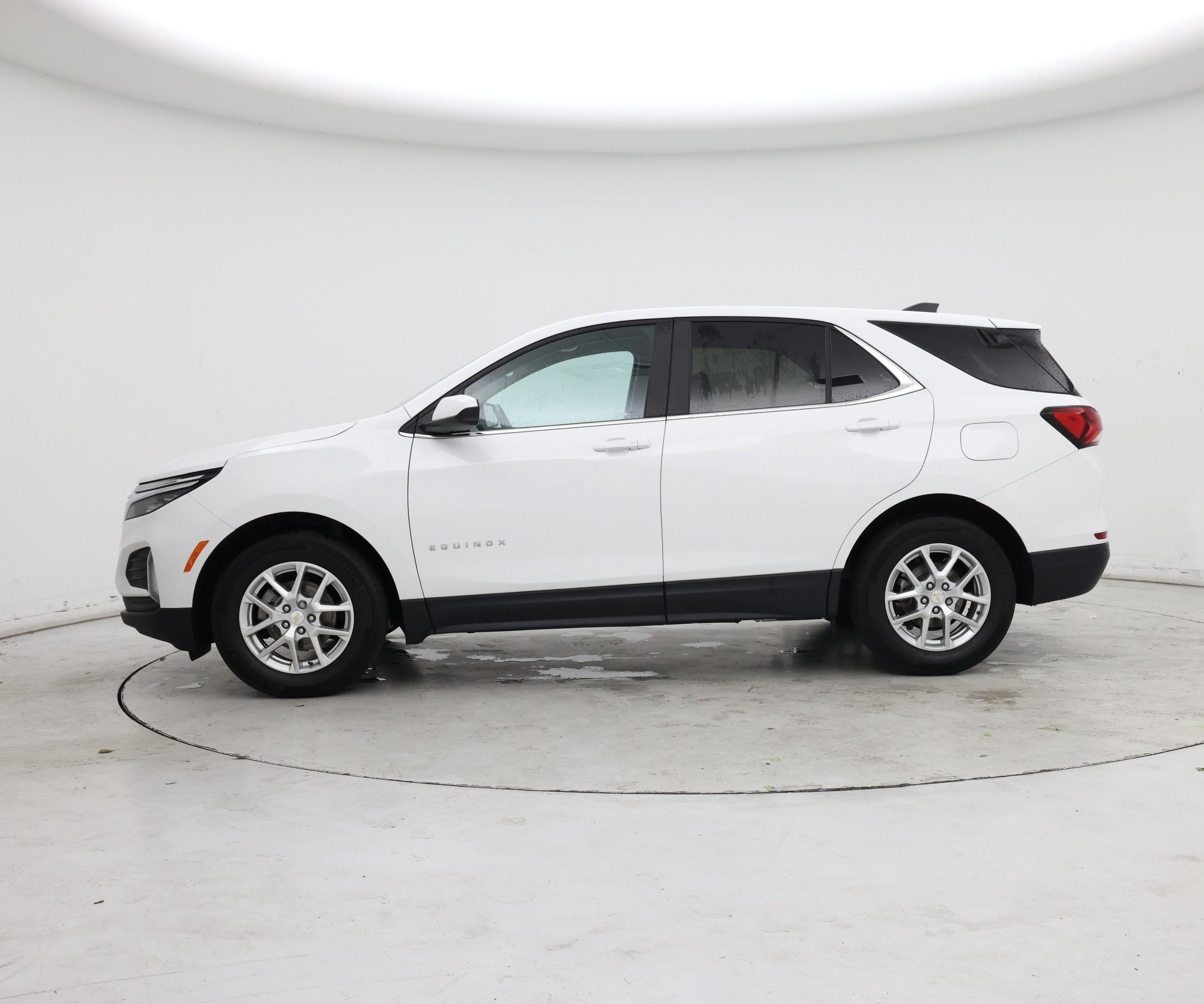 Thumbnail: 2023 Chevrolet Equinox - 3