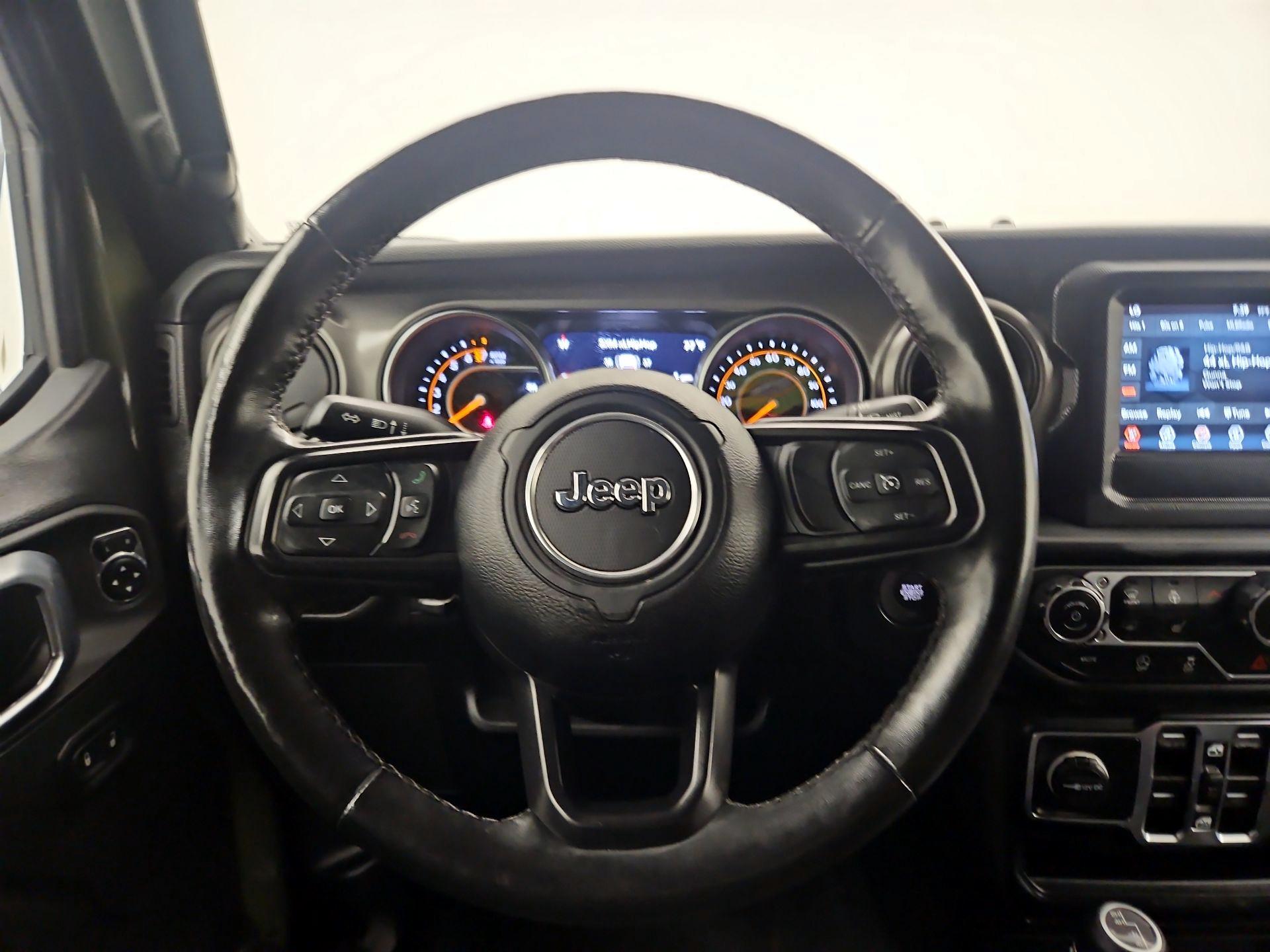 Thumbnail: 2022 Jeep Wrangler - 10