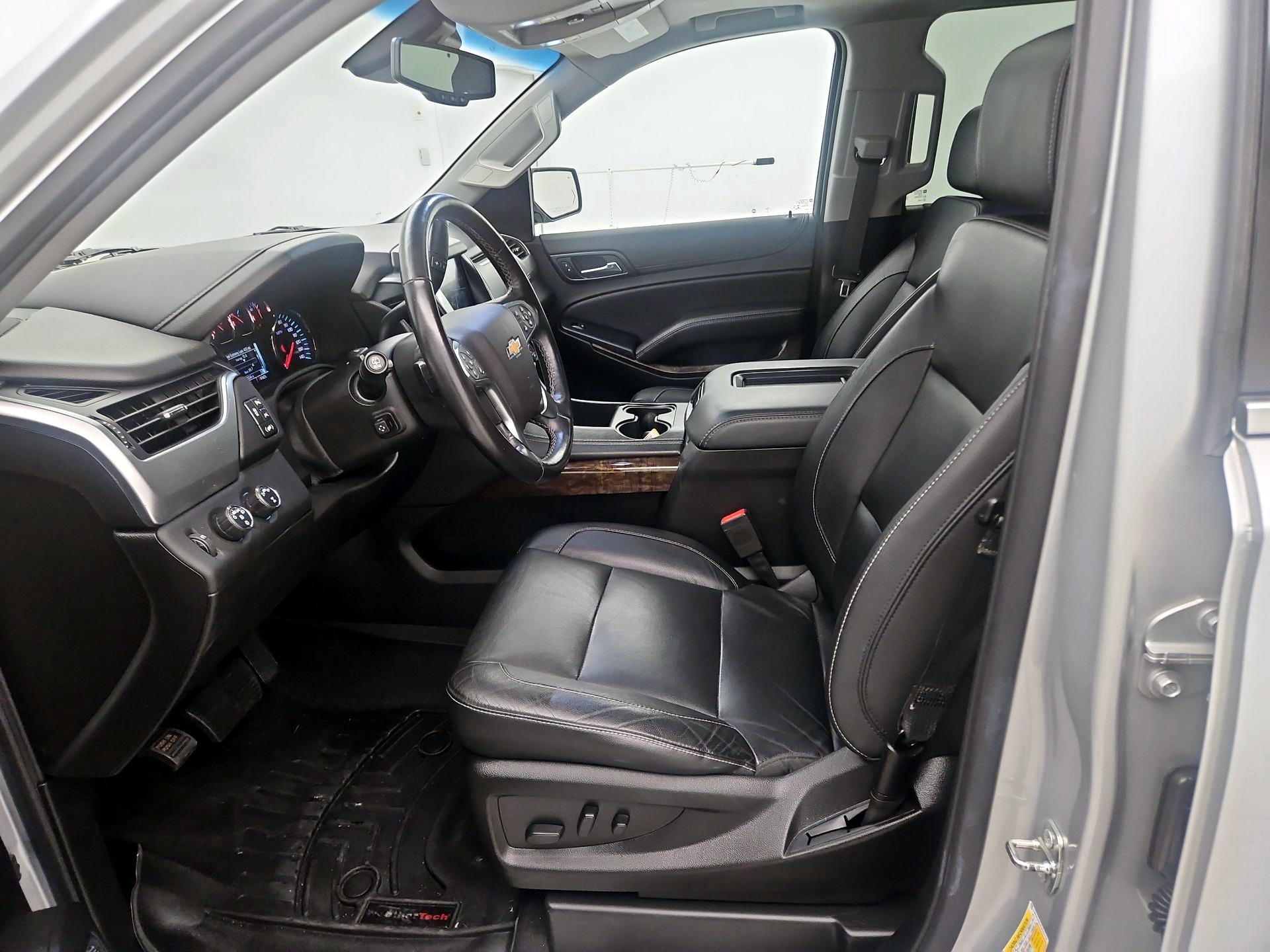 Thumbnail: 2020 Chevrolet Suburban - 11