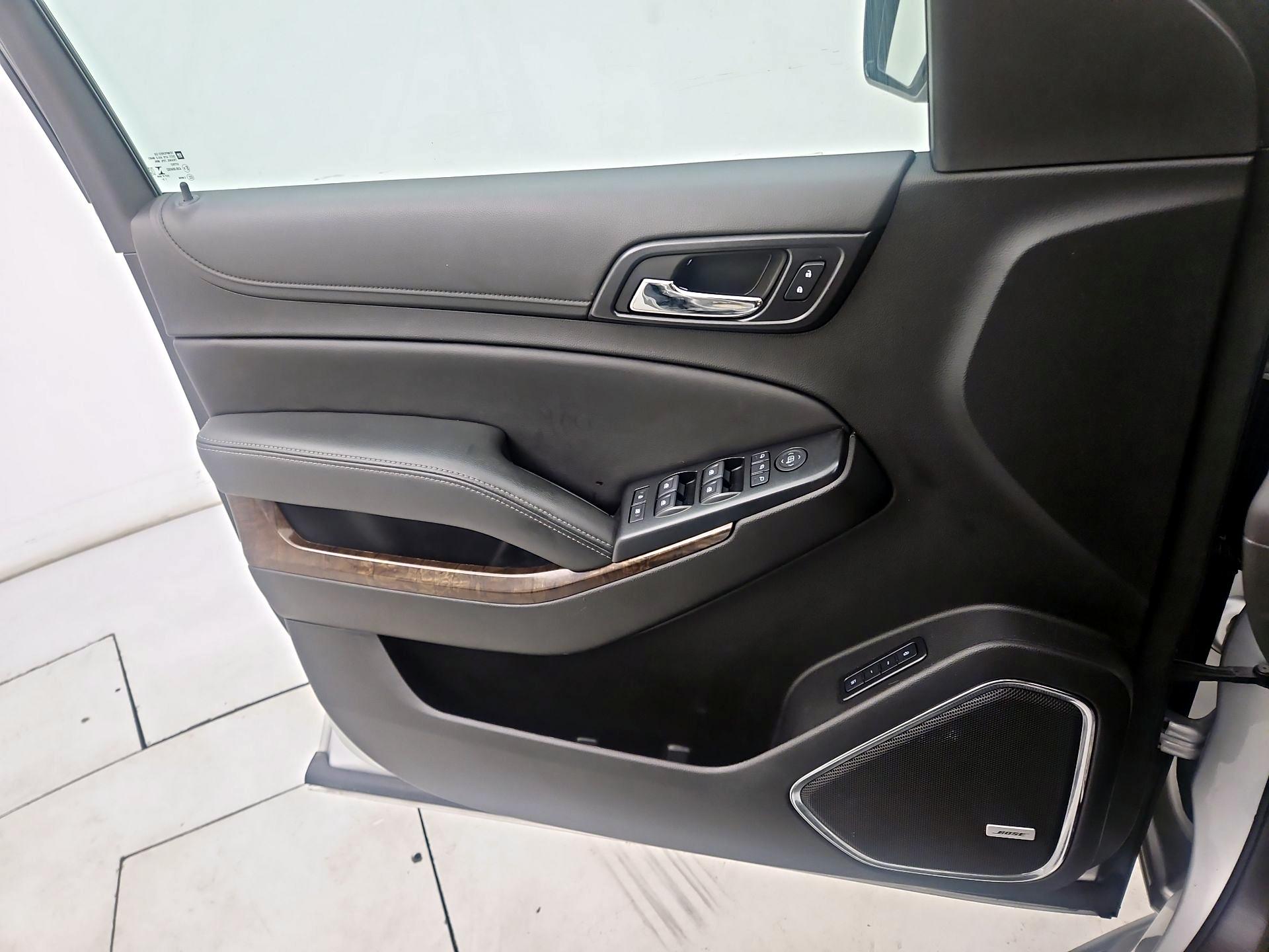Thumbnail: 2020 Chevrolet Suburban - 12