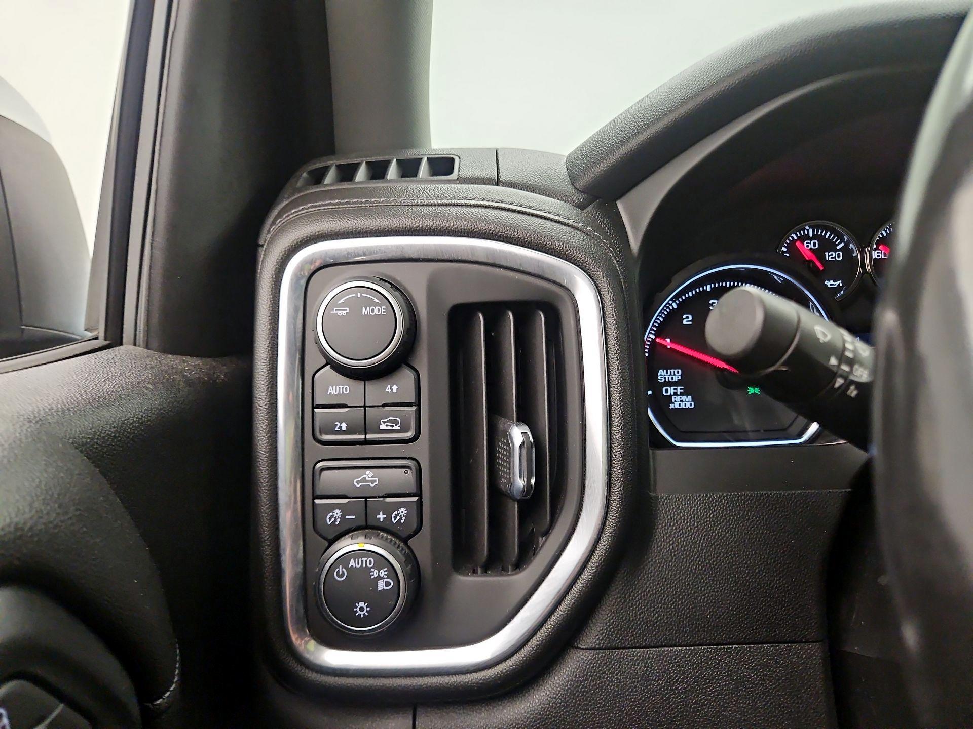 Thumbnail: 2021 Chevrolet Silverado 1500 - 13