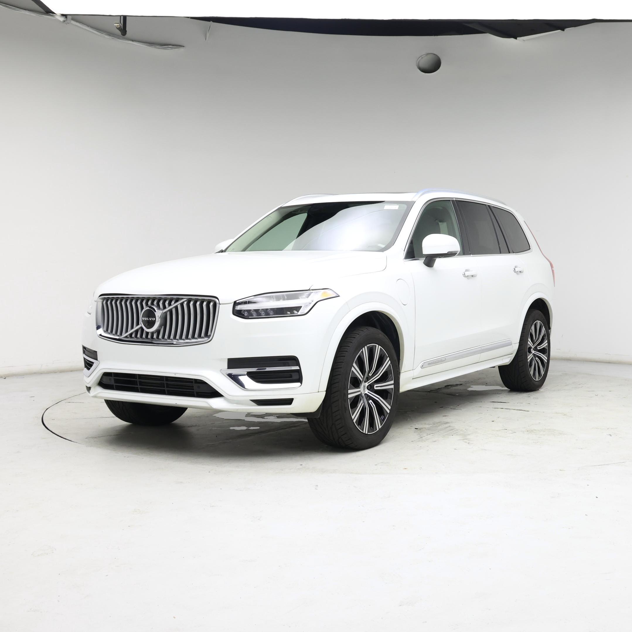 Thumbnail: 2022 Volvo XC90 - 4