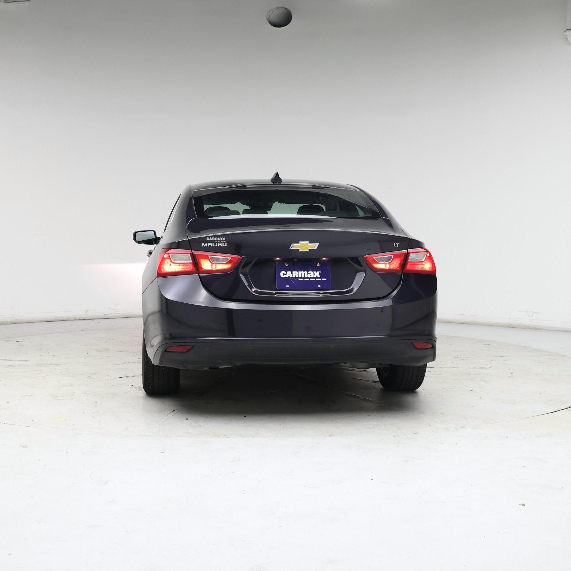Thumbnail: 2023 Chevrolet Malibu - 6
