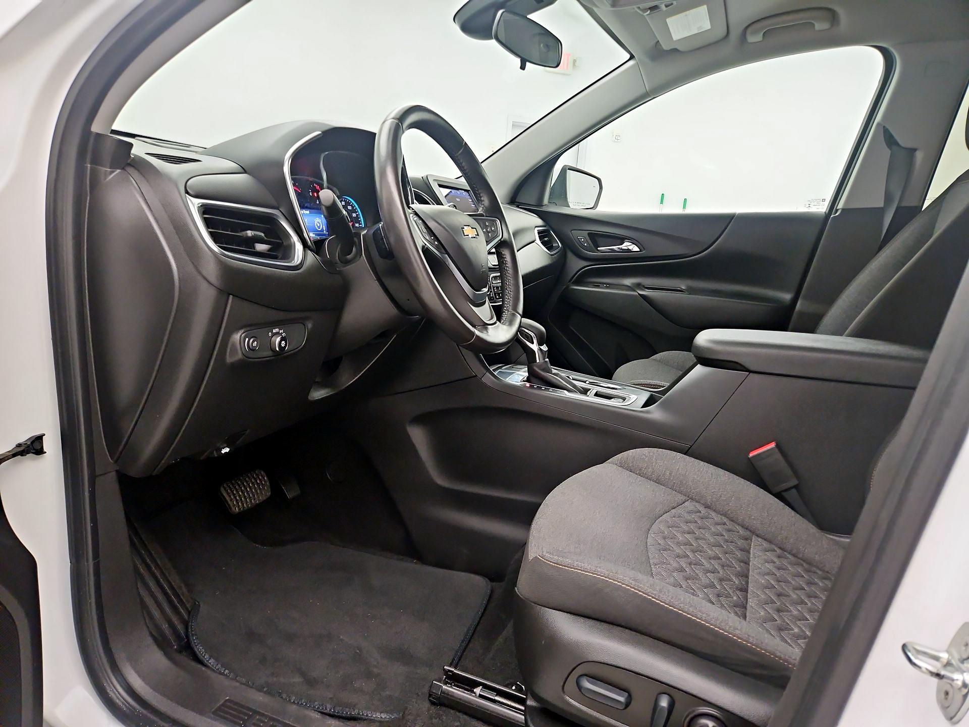 Thumbnail: 2022 Chevrolet Equinox - 11