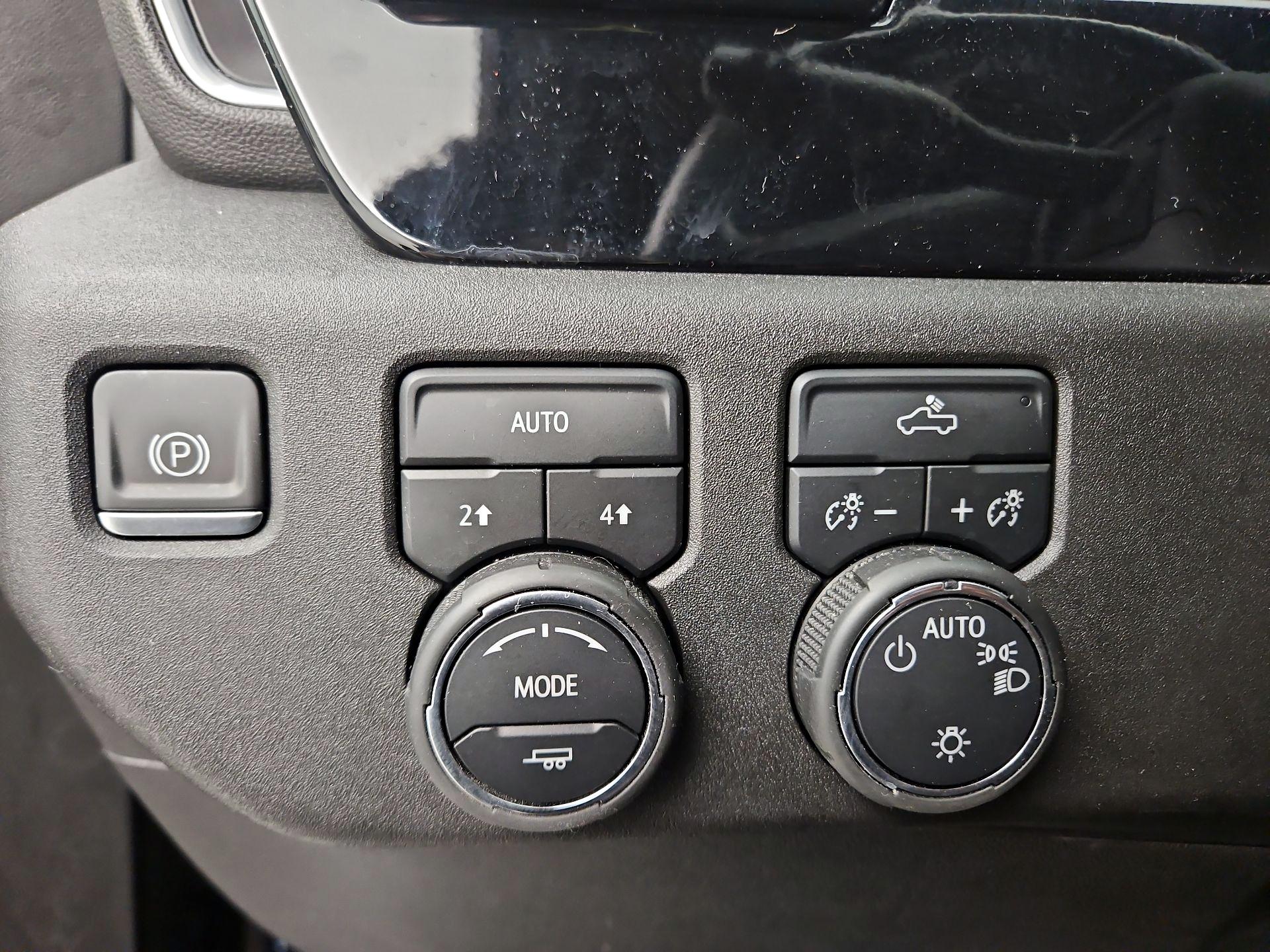 Thumbnail: 2023 Chevrolet Silverado 1500 - 13
