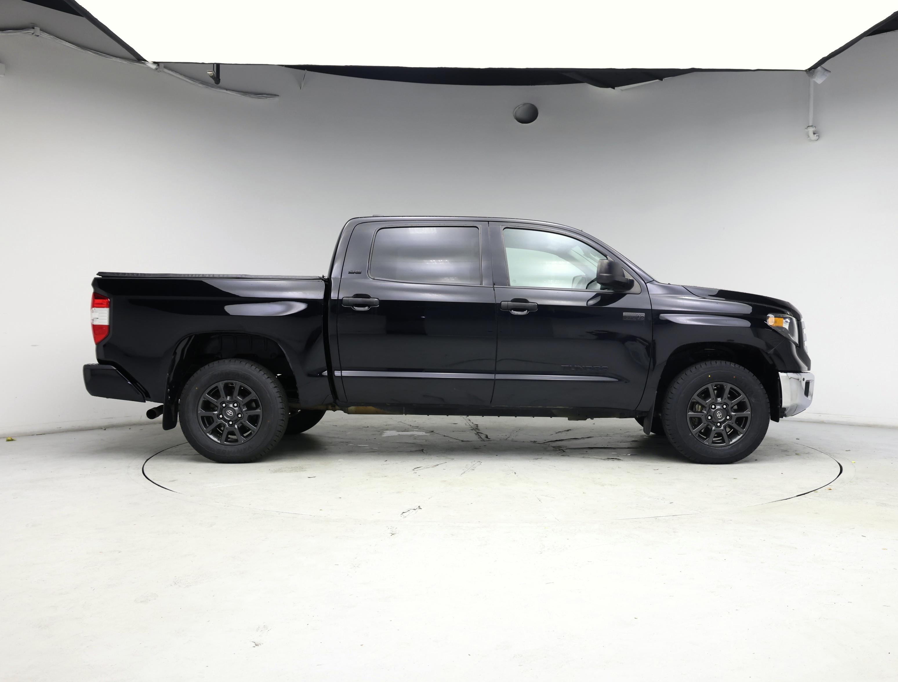Thumbnail: 2021 Toyota Tundra - 7