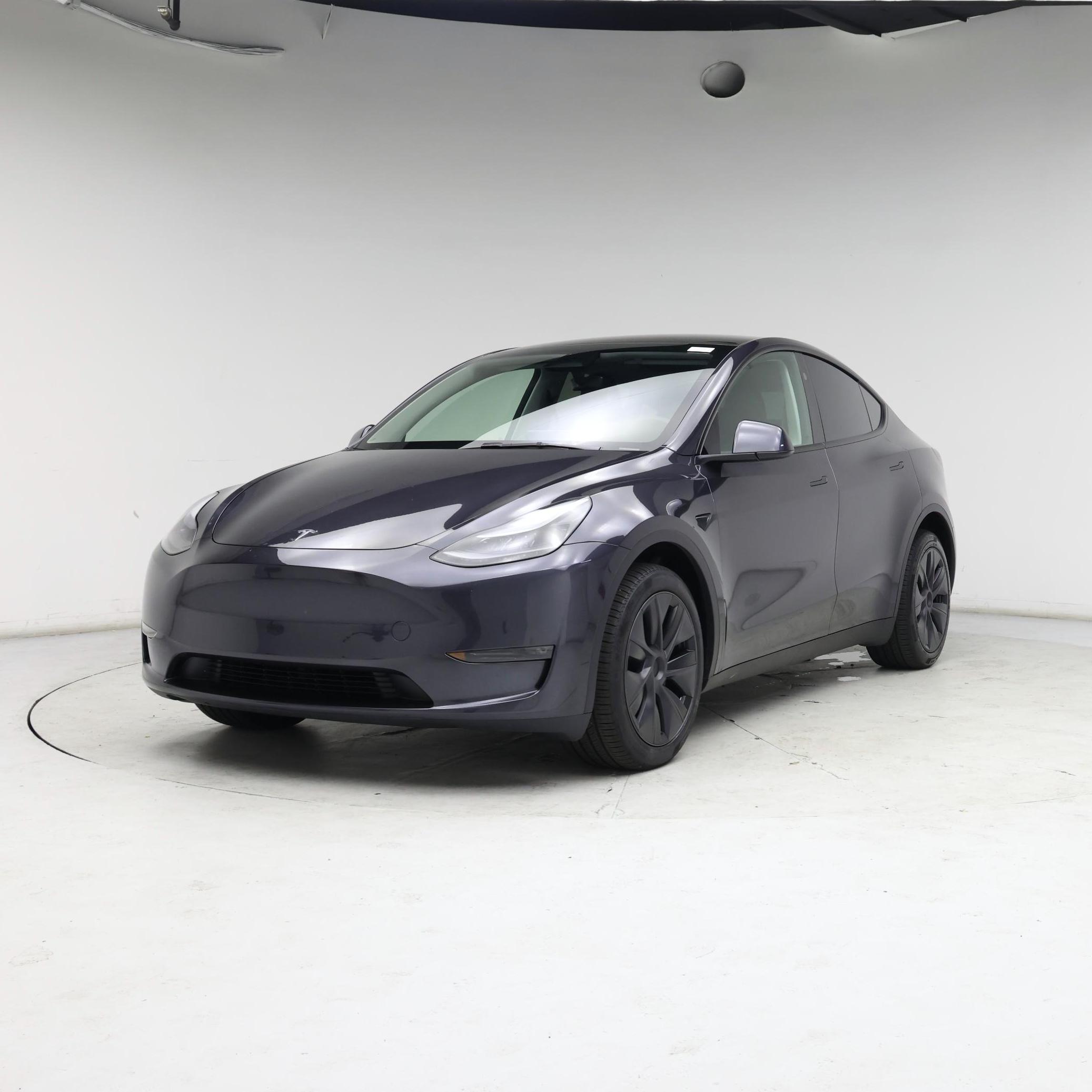 Thumbnail: 2025 Tesla Model Y - 4