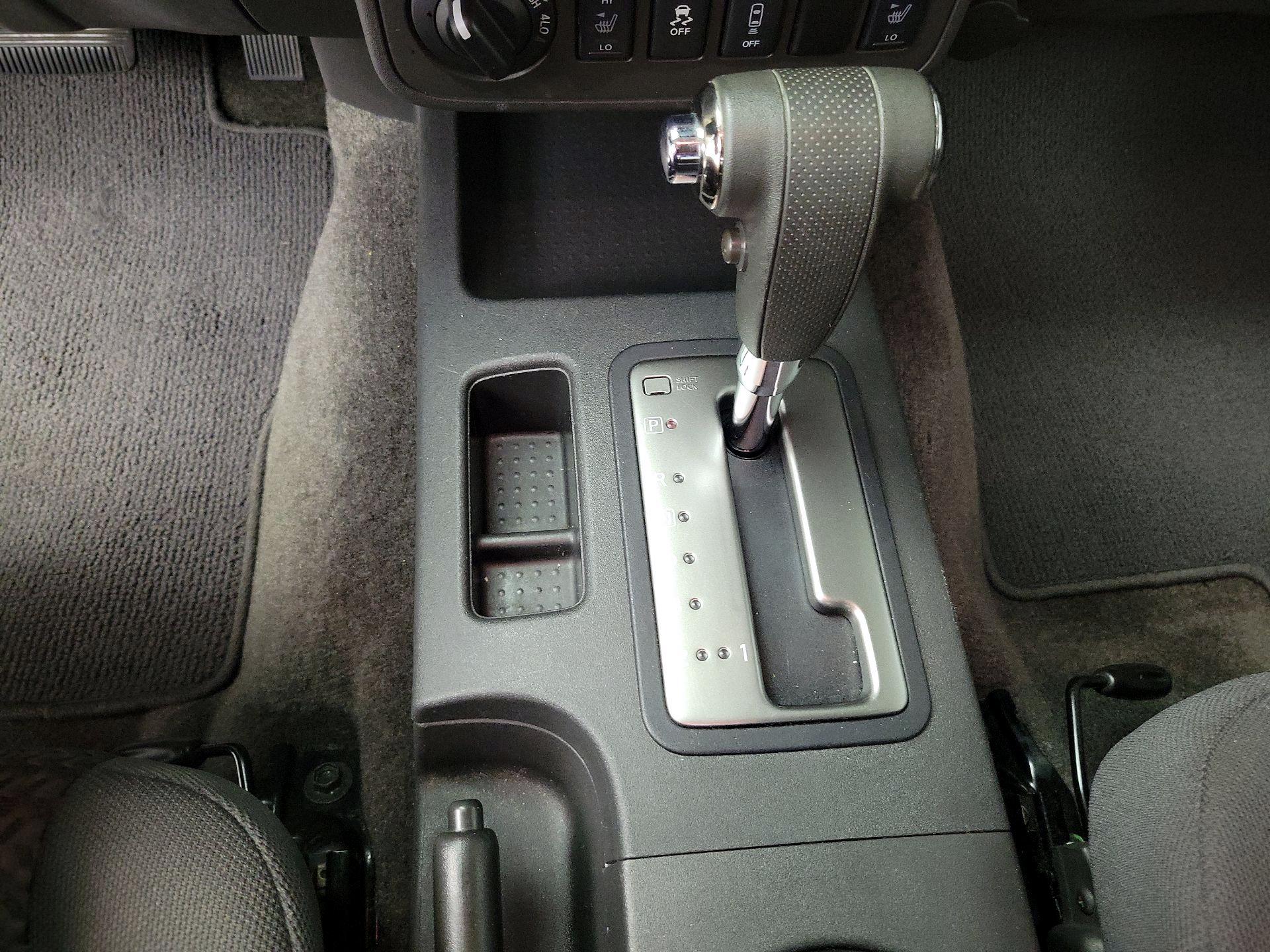 Thumbnail: 2014 Nissan Frontier - 17