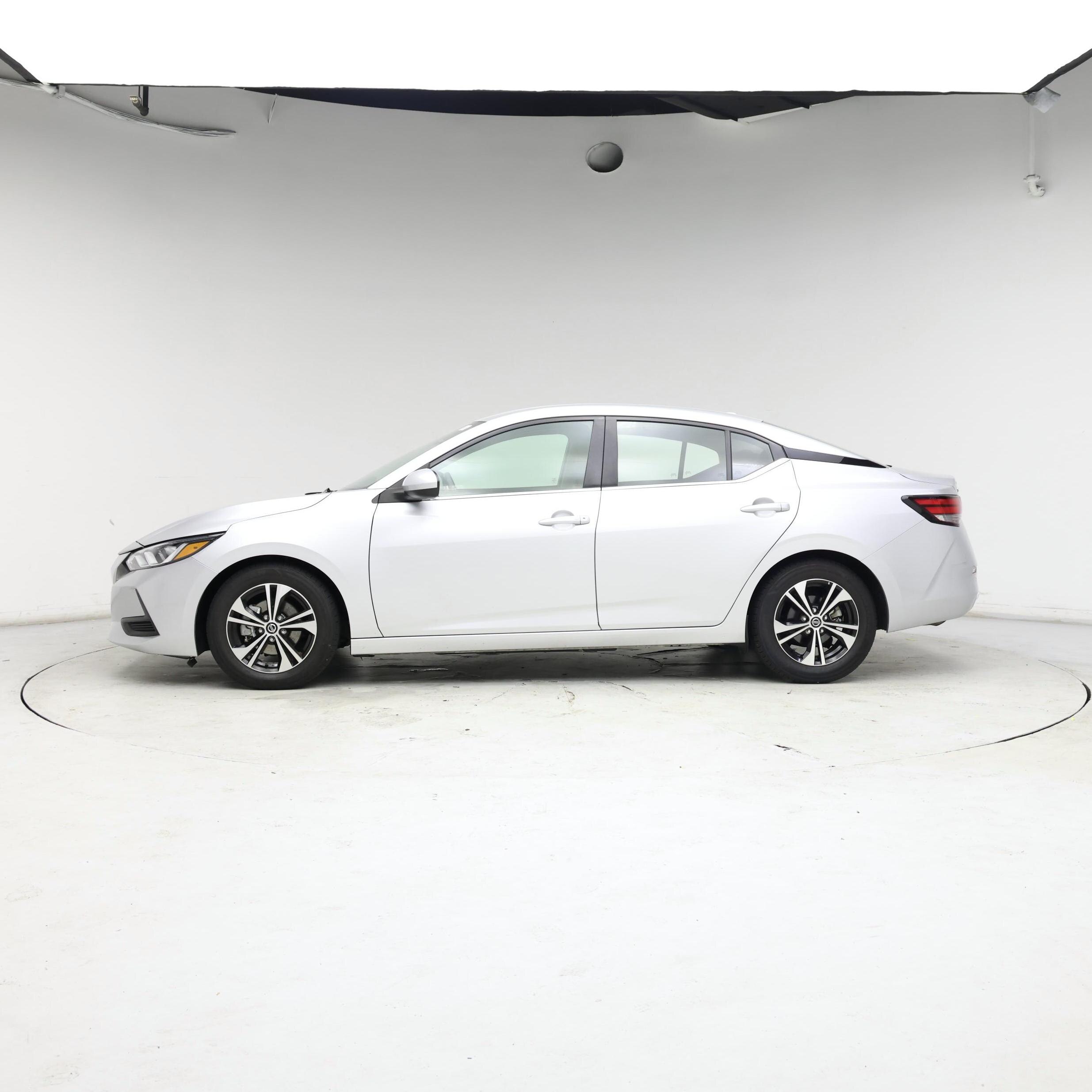Thumbnail: 2023 Nissan Sentra - 3
