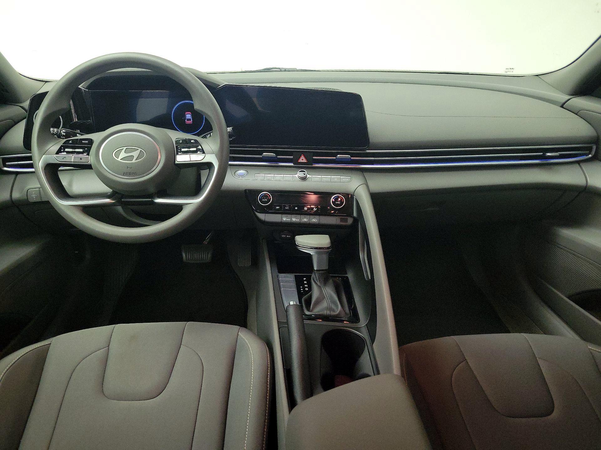 Thumbnail: 2024 Hyundai Elantra - 9
