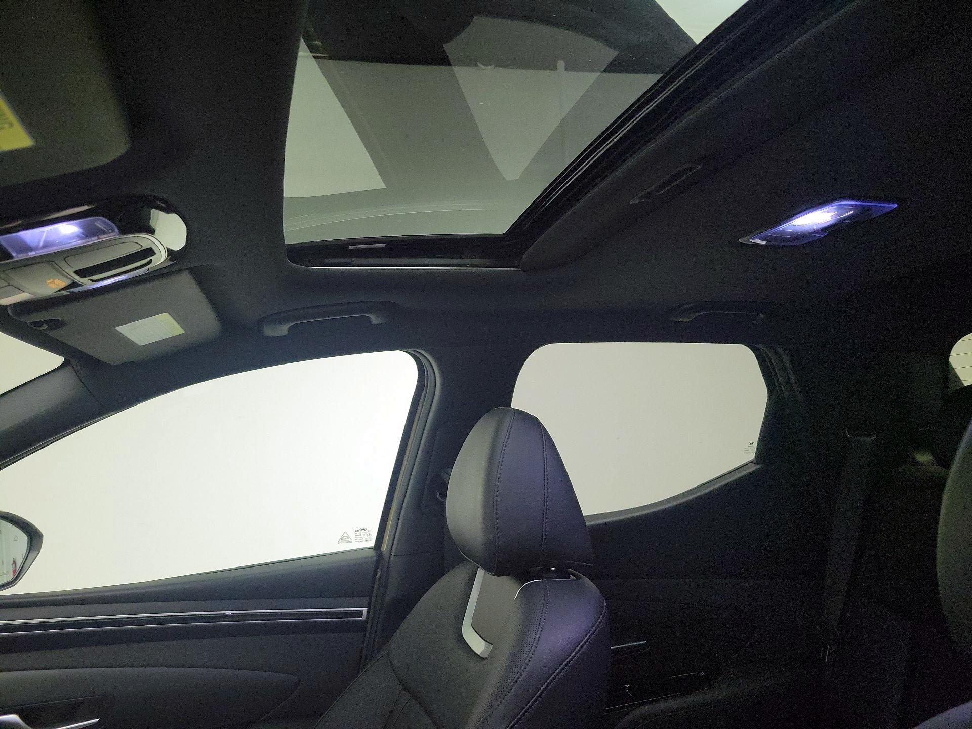 Thumbnail: 2023 Hyundai Santa Cruz - 19