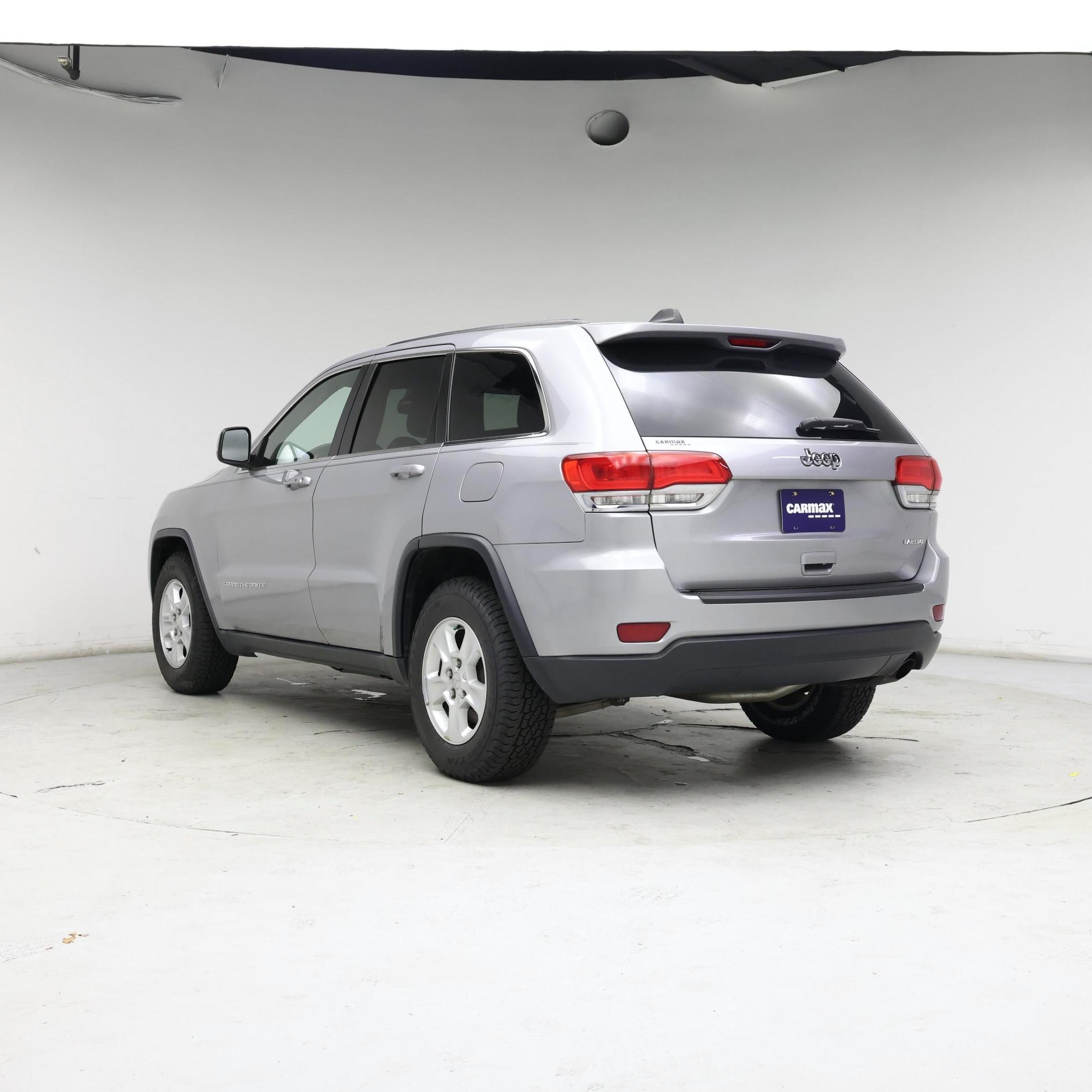 Thumbnail: 2016 Jeep Grand Cherokee - 2
