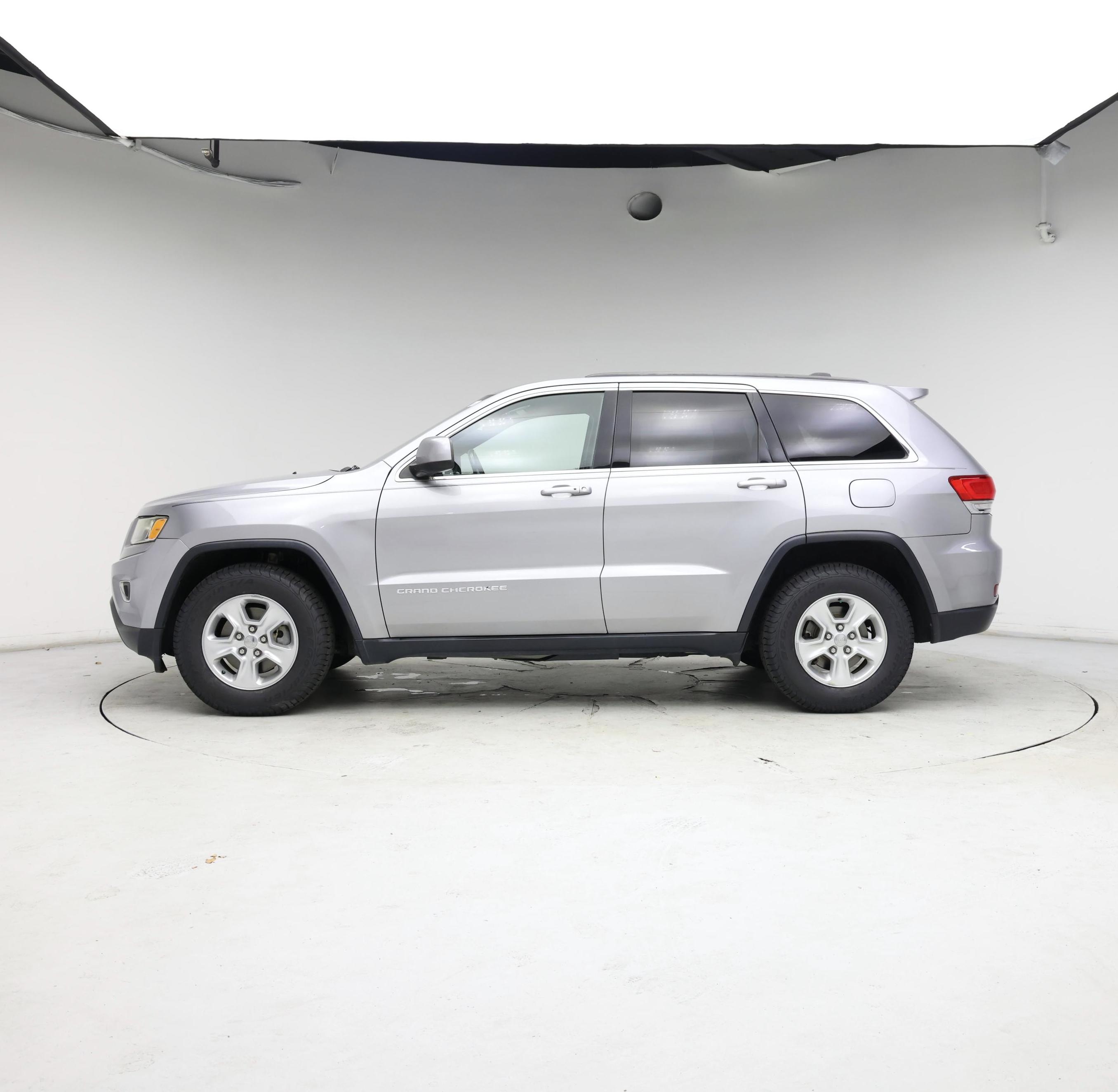 Thumbnail: 2016 Jeep Grand Cherokee - 3