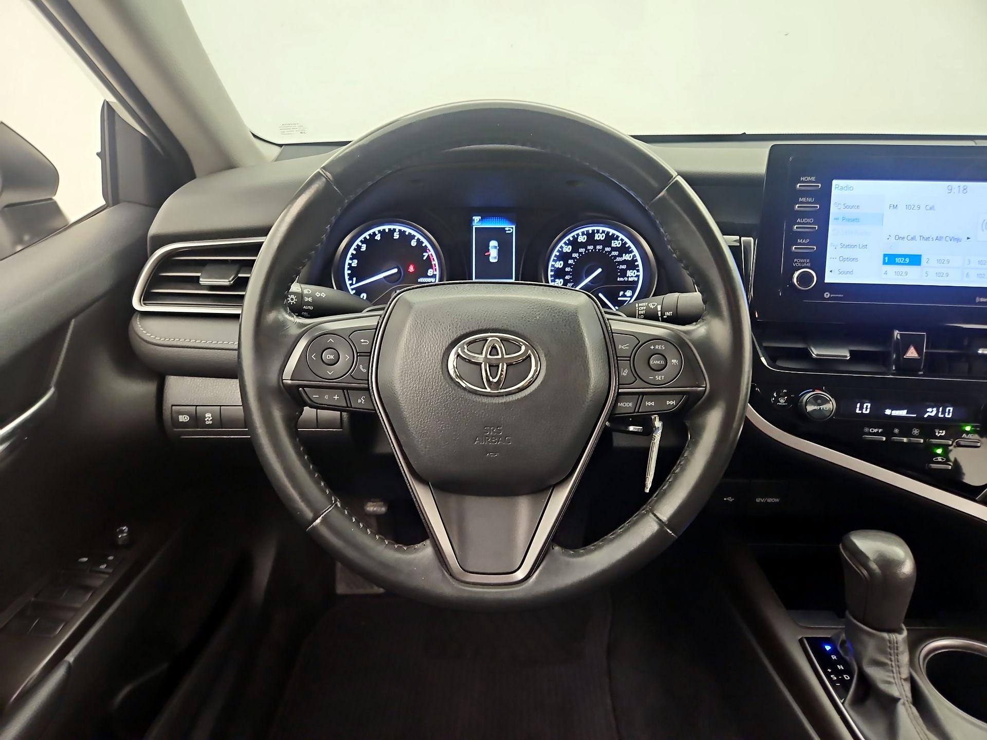 Thumbnail: 2023 Toyota Camry - 10