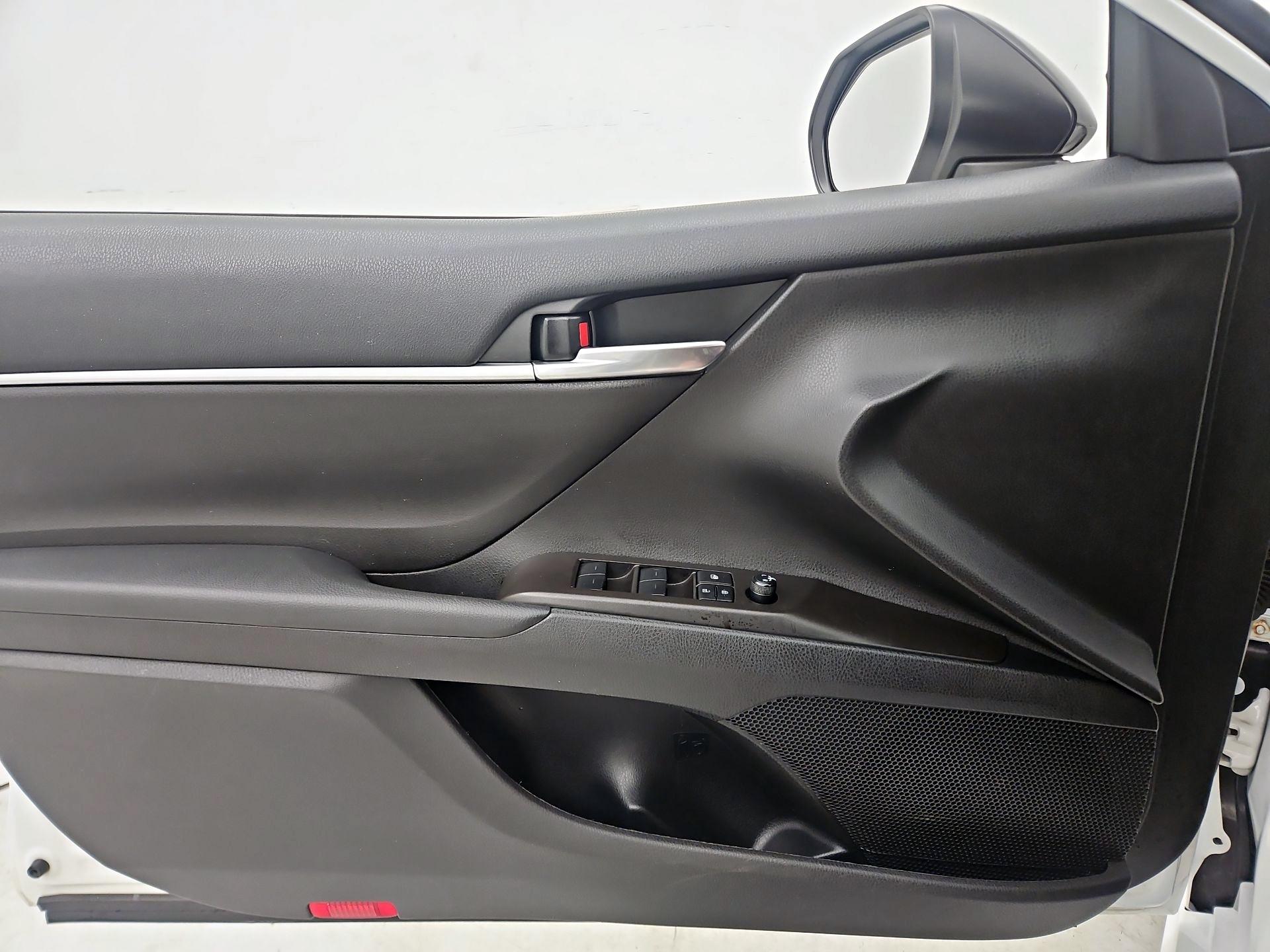 Thumbnail: 2023 Toyota Camry - 12