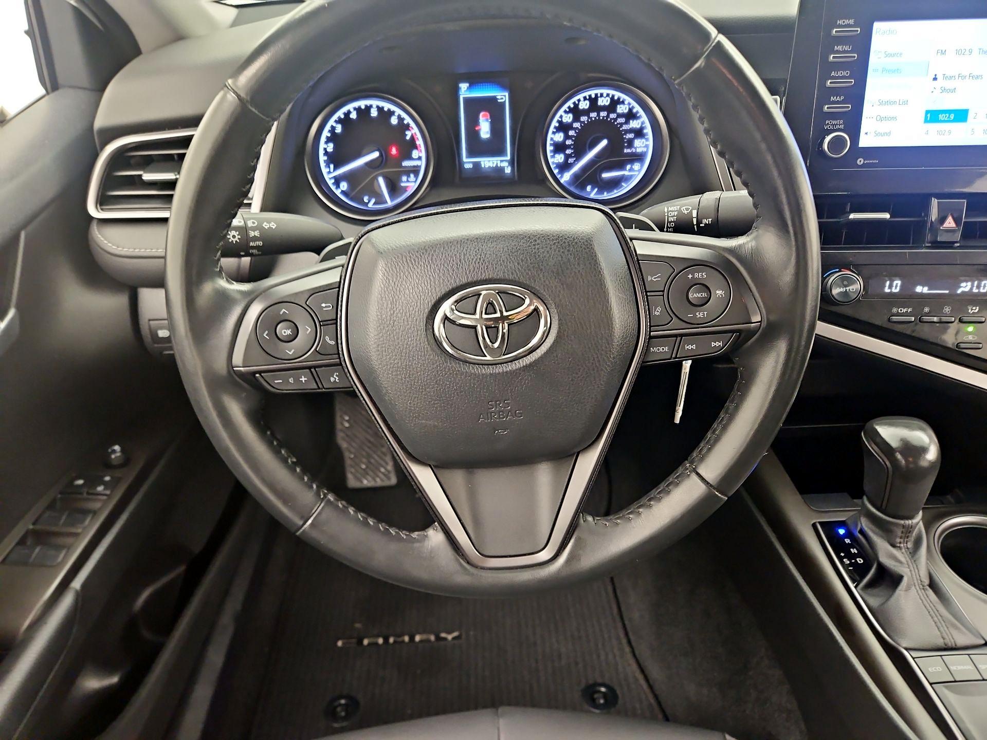 Thumbnail: 2023 Toyota Camry - 10