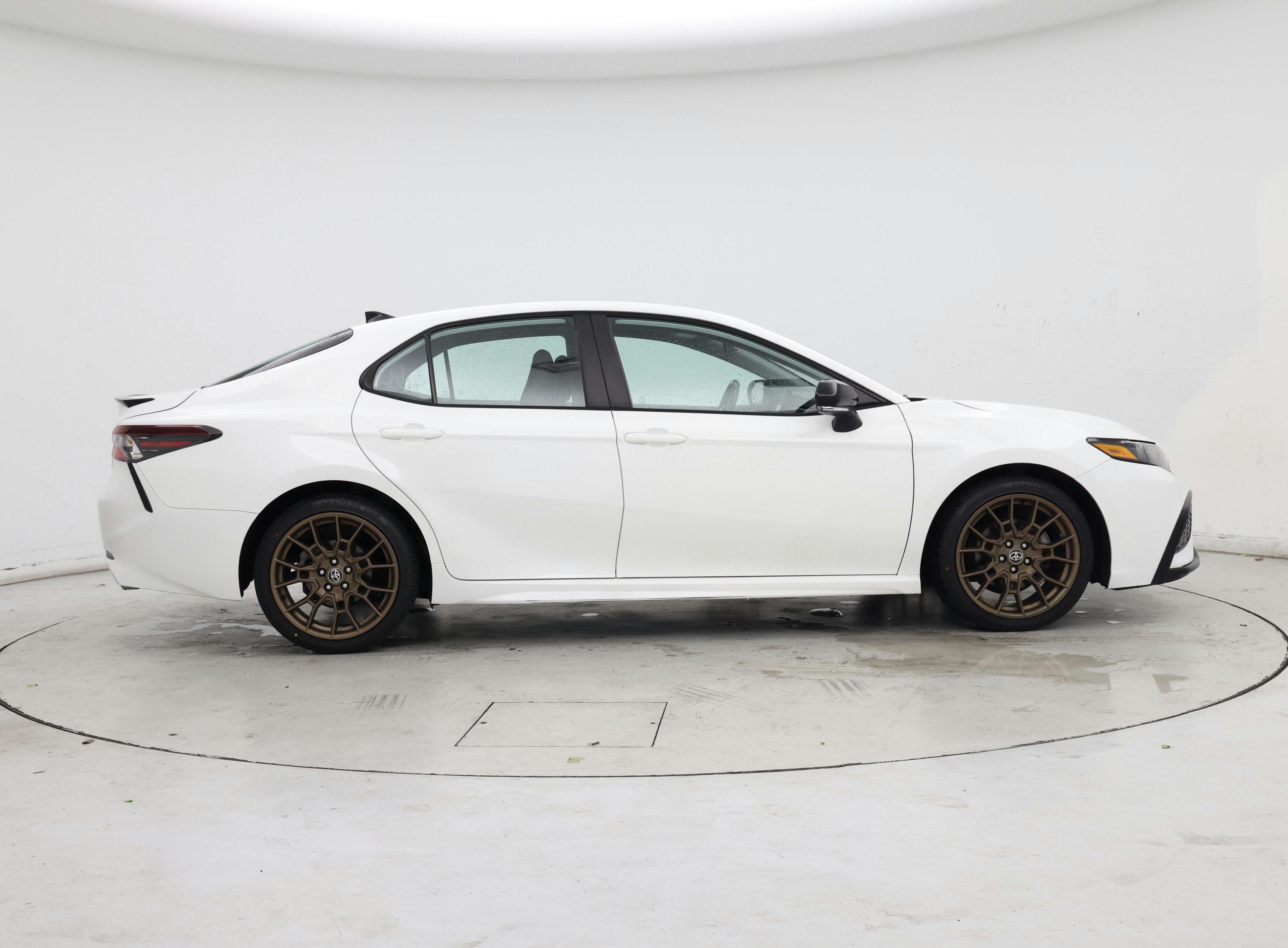 Thumbnail: 2023 Toyota Camry - 7