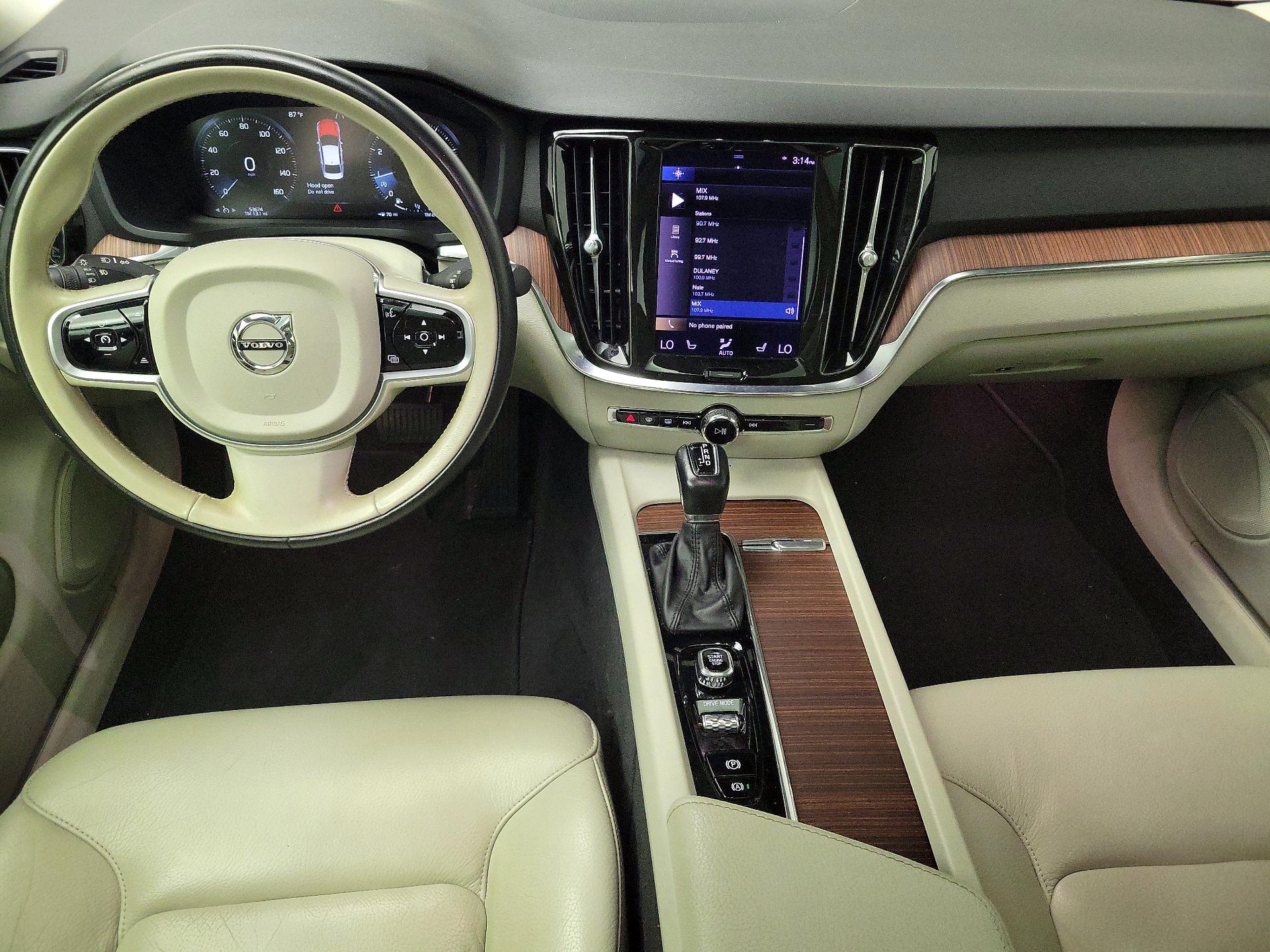 Thumbnail: 2021 Volvo S60 - 9