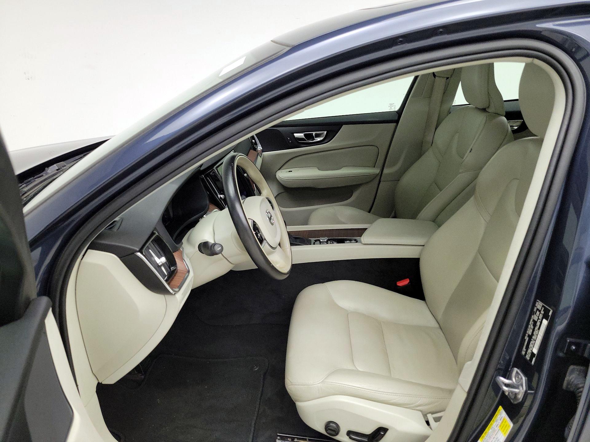 Thumbnail: 2021 Volvo S60 - 11