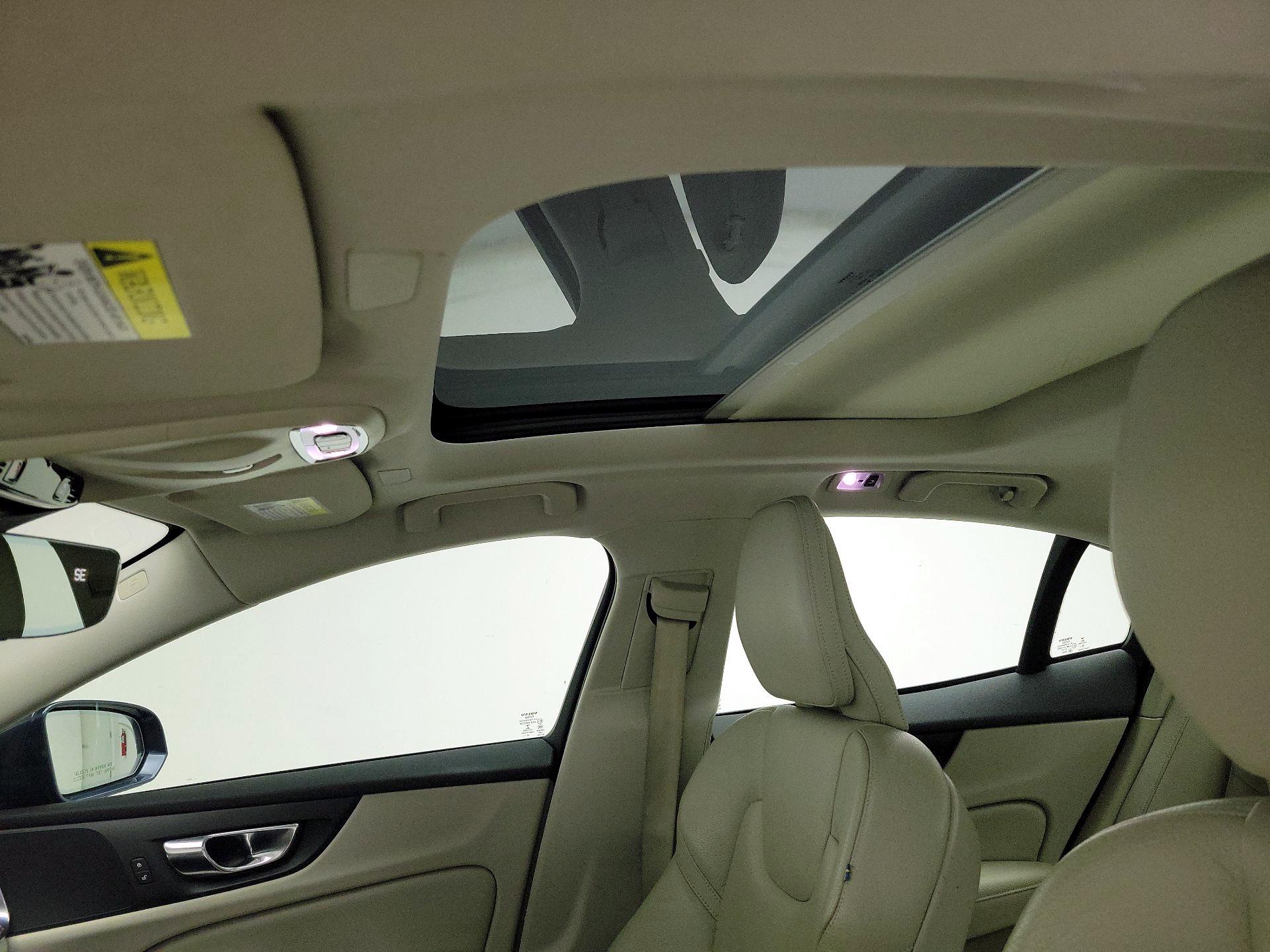 Thumbnail: 2021 Volvo S60 - 19