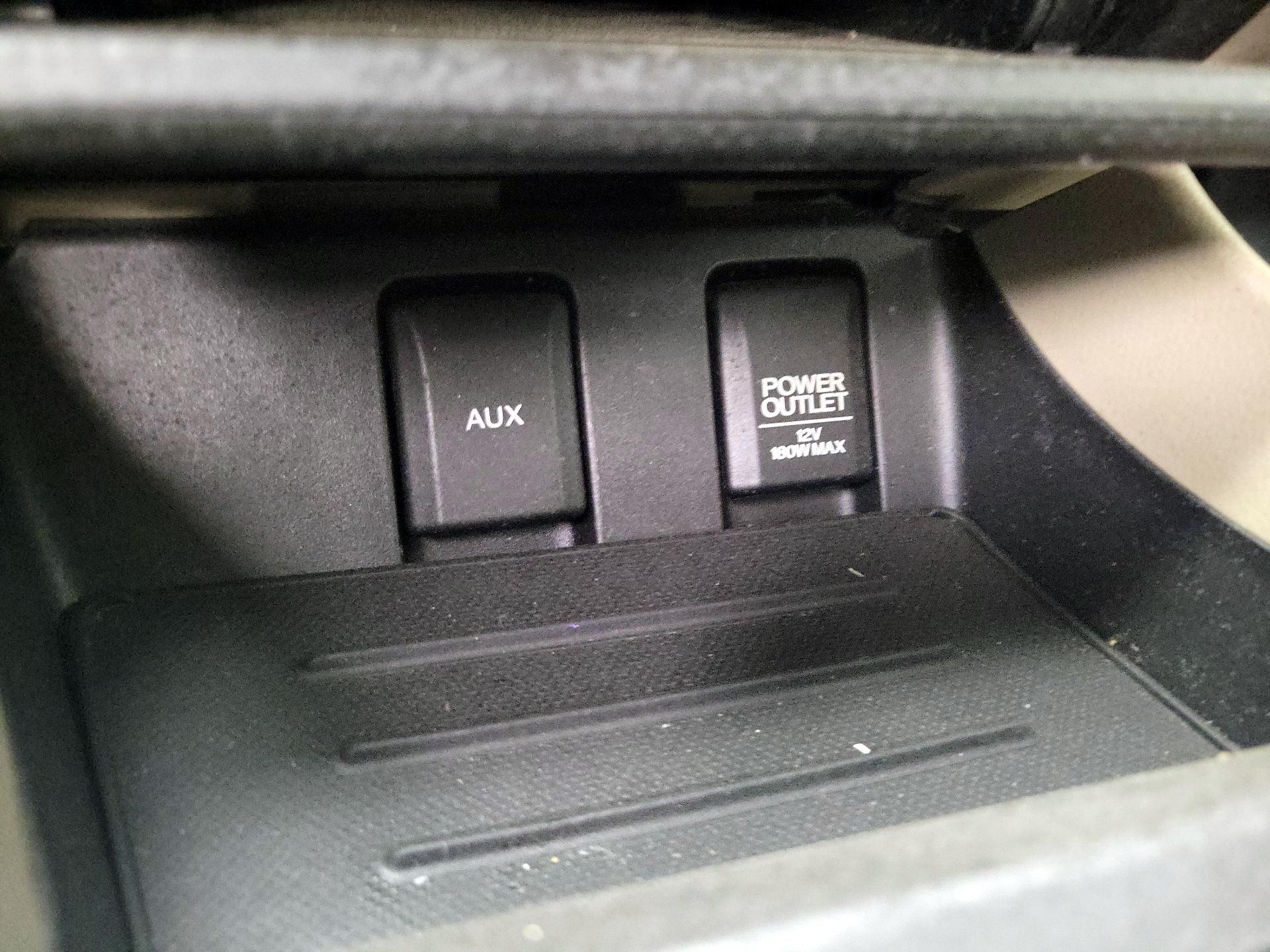 Thumbnail: 2015 Honda Civic - 18