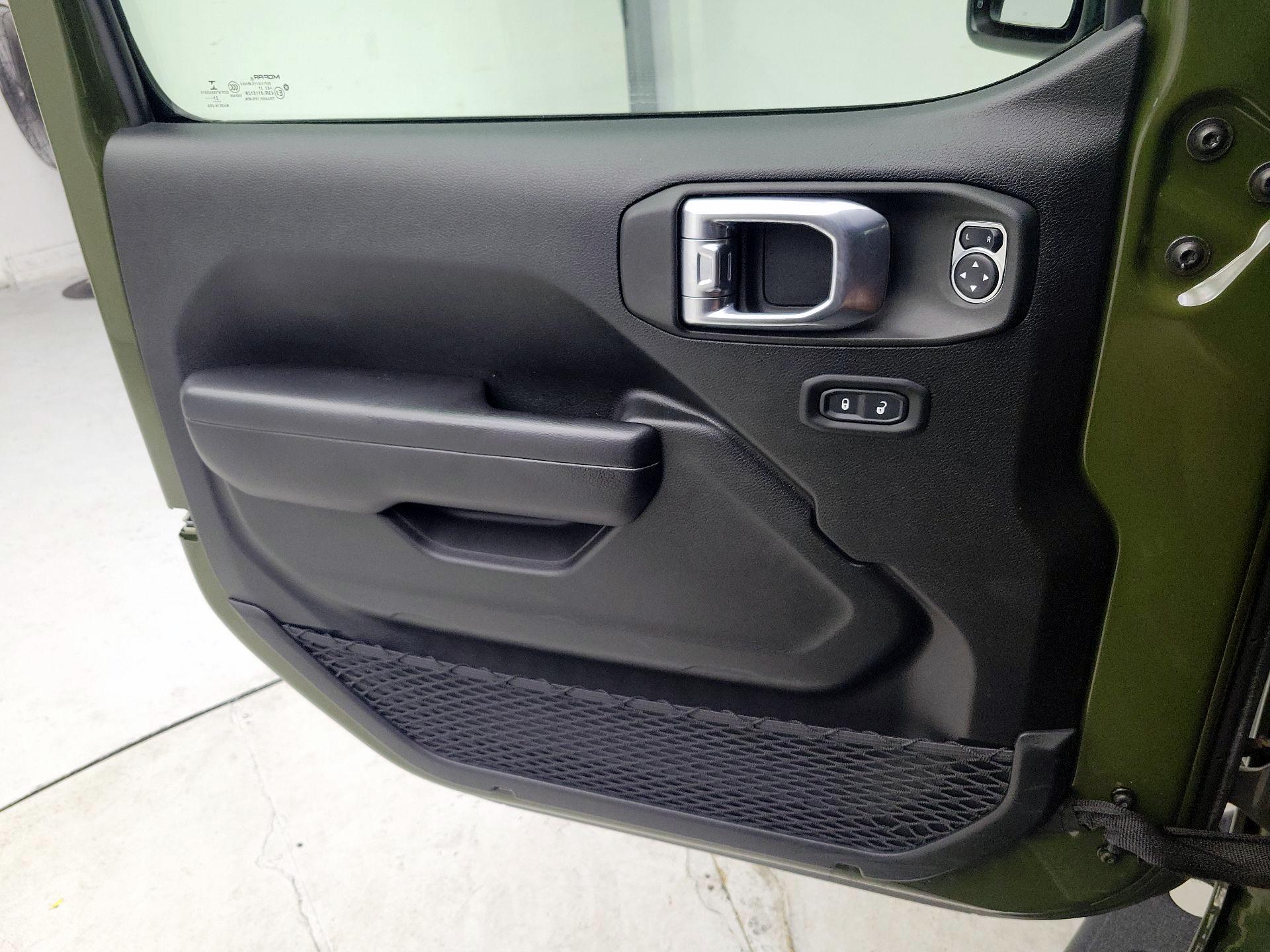 Thumbnail: 2021 Jeep Wrangler - 12