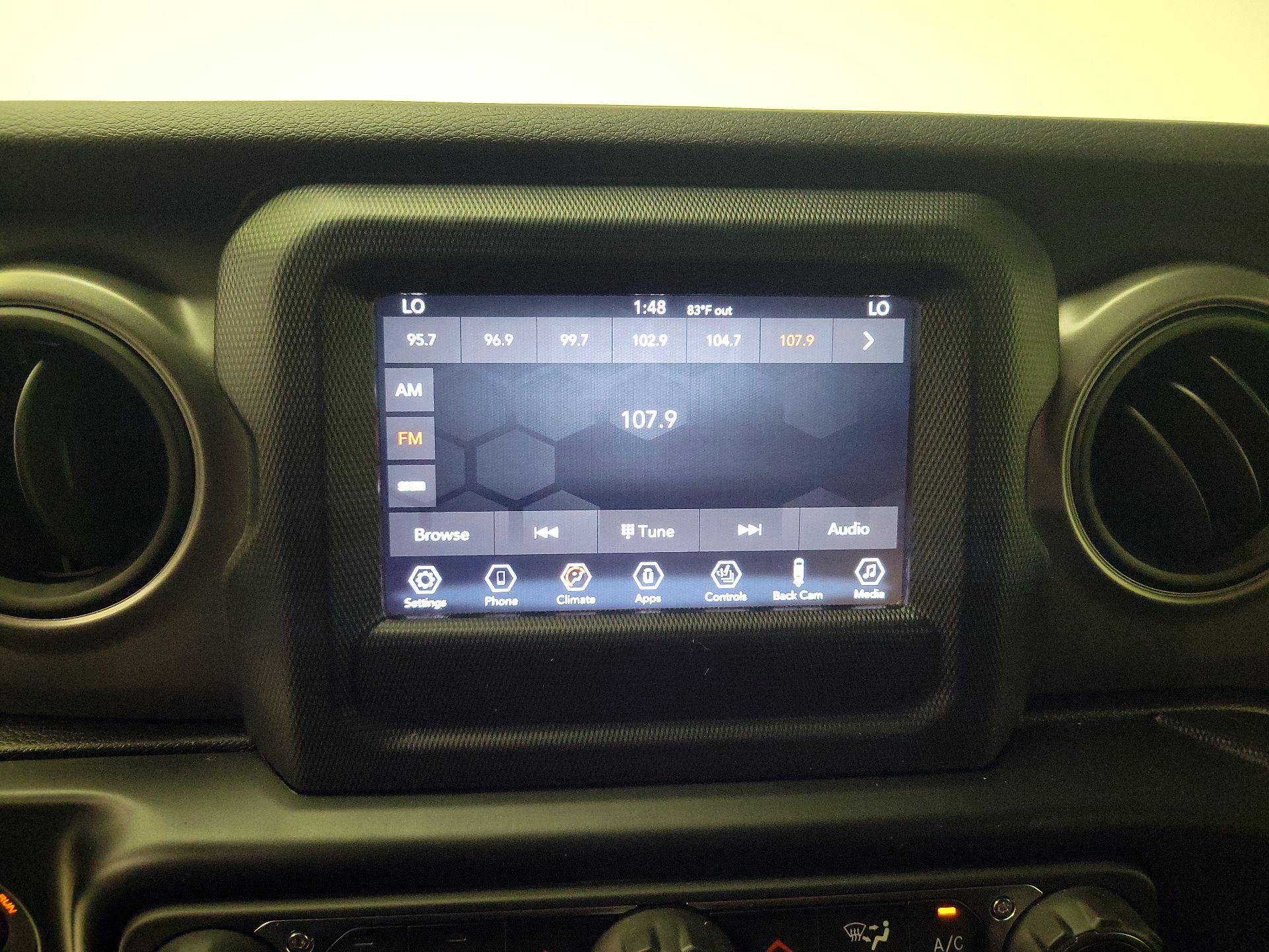 Thumbnail: 2021 Jeep Wrangler - 15