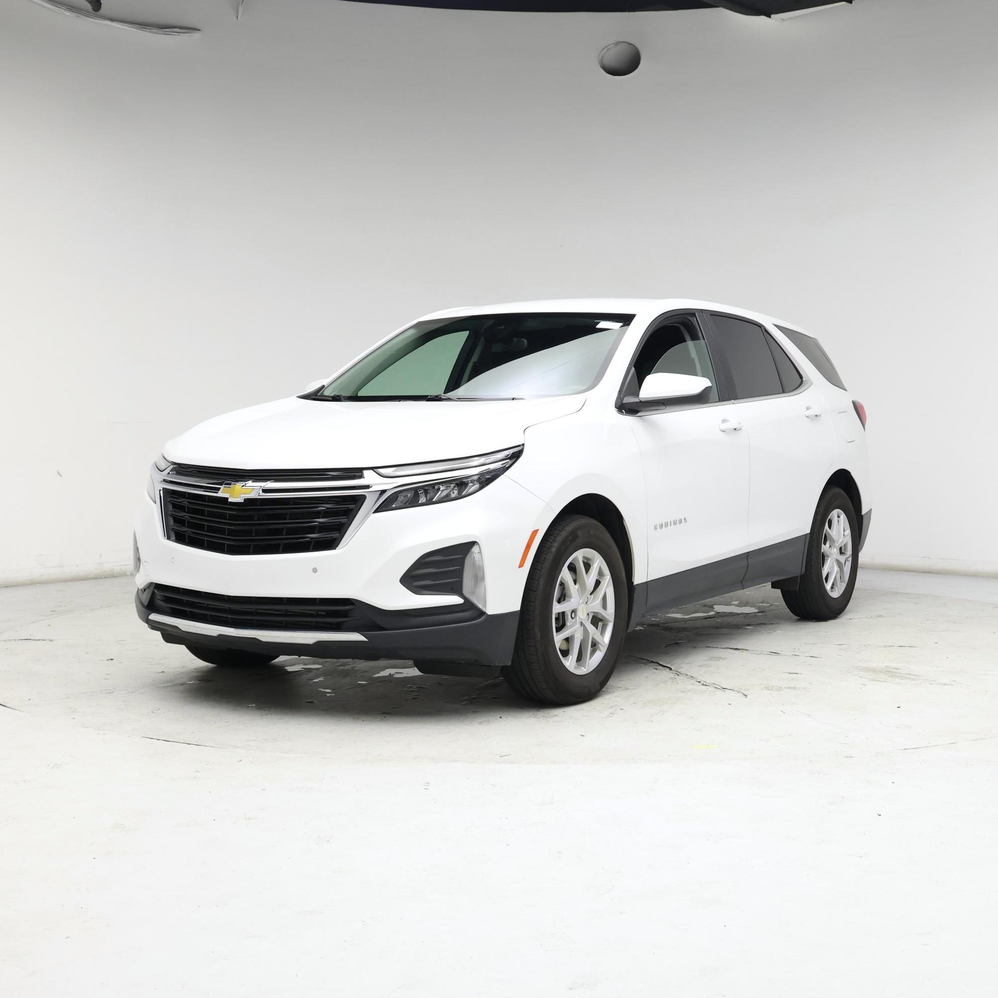 Thumbnail: 2022 Chevrolet Equinox - 4