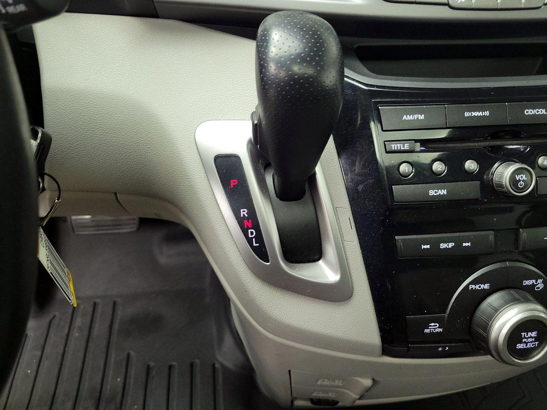 Thumbnail: 2013 Honda Odyssey - 17