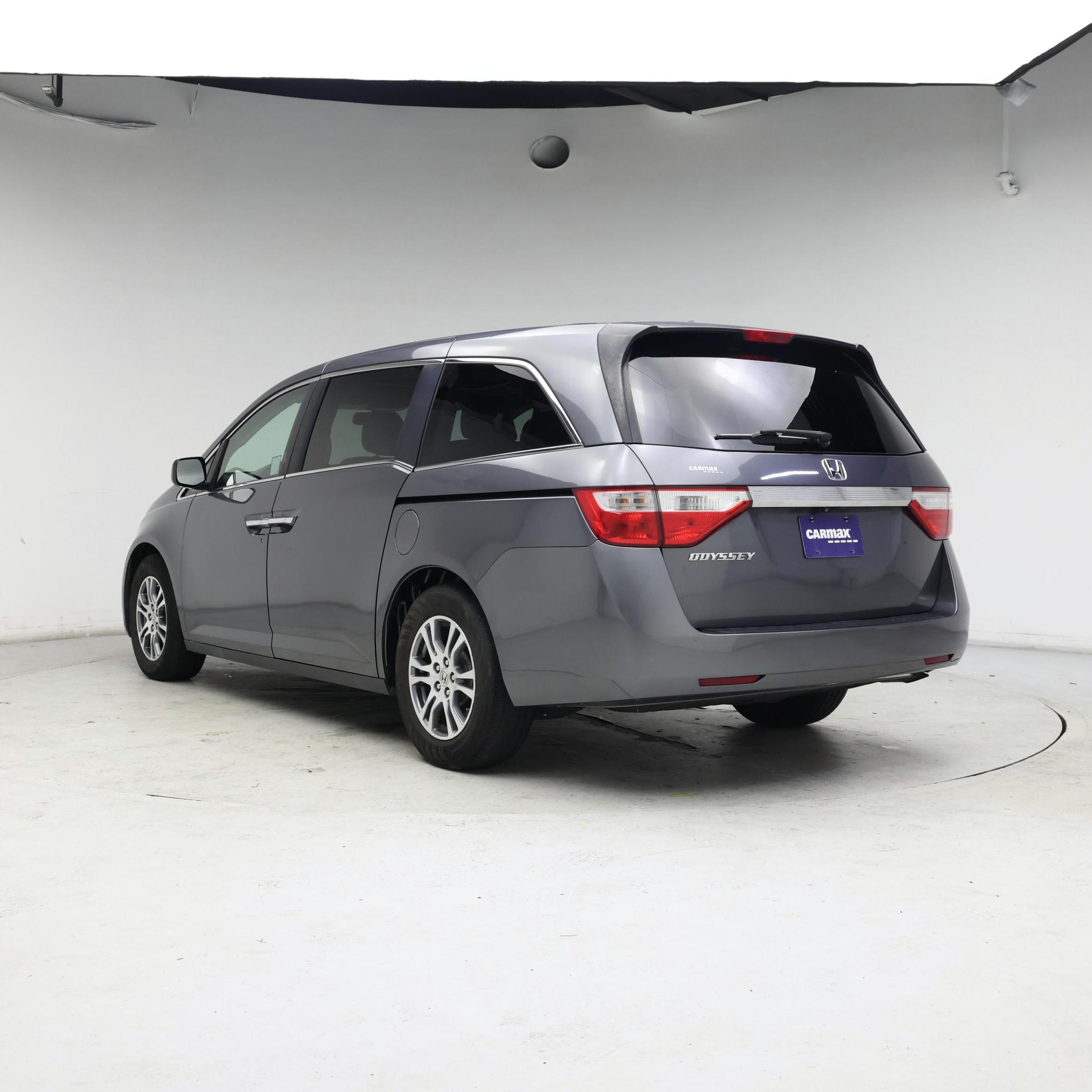 Thumbnail: 2013 Honda Odyssey - 2