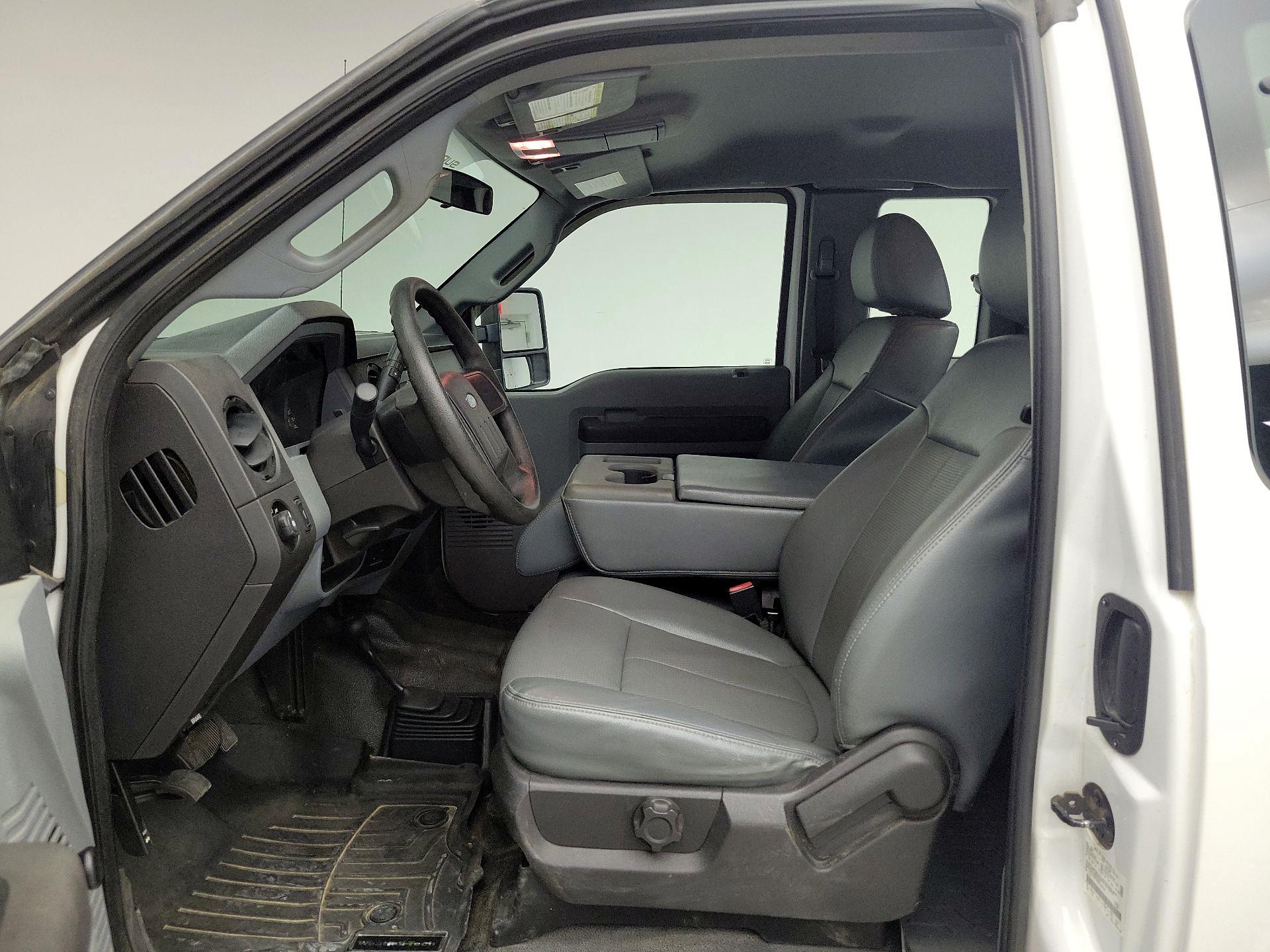 Thumbnail: 2016 Ford F-250 - 11